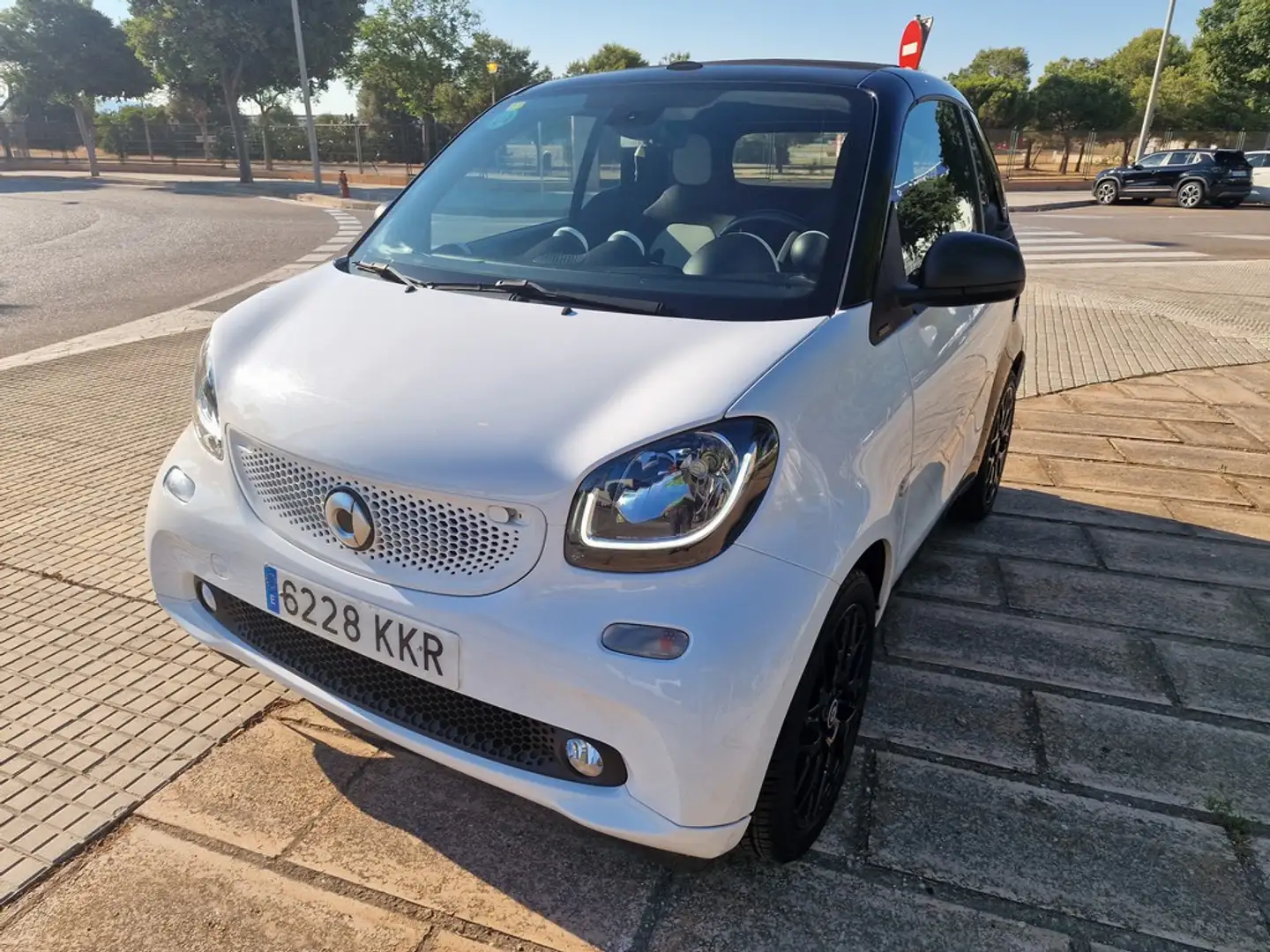 smart forTwo Cabrio 66 Passion Aut. Blanco - 1