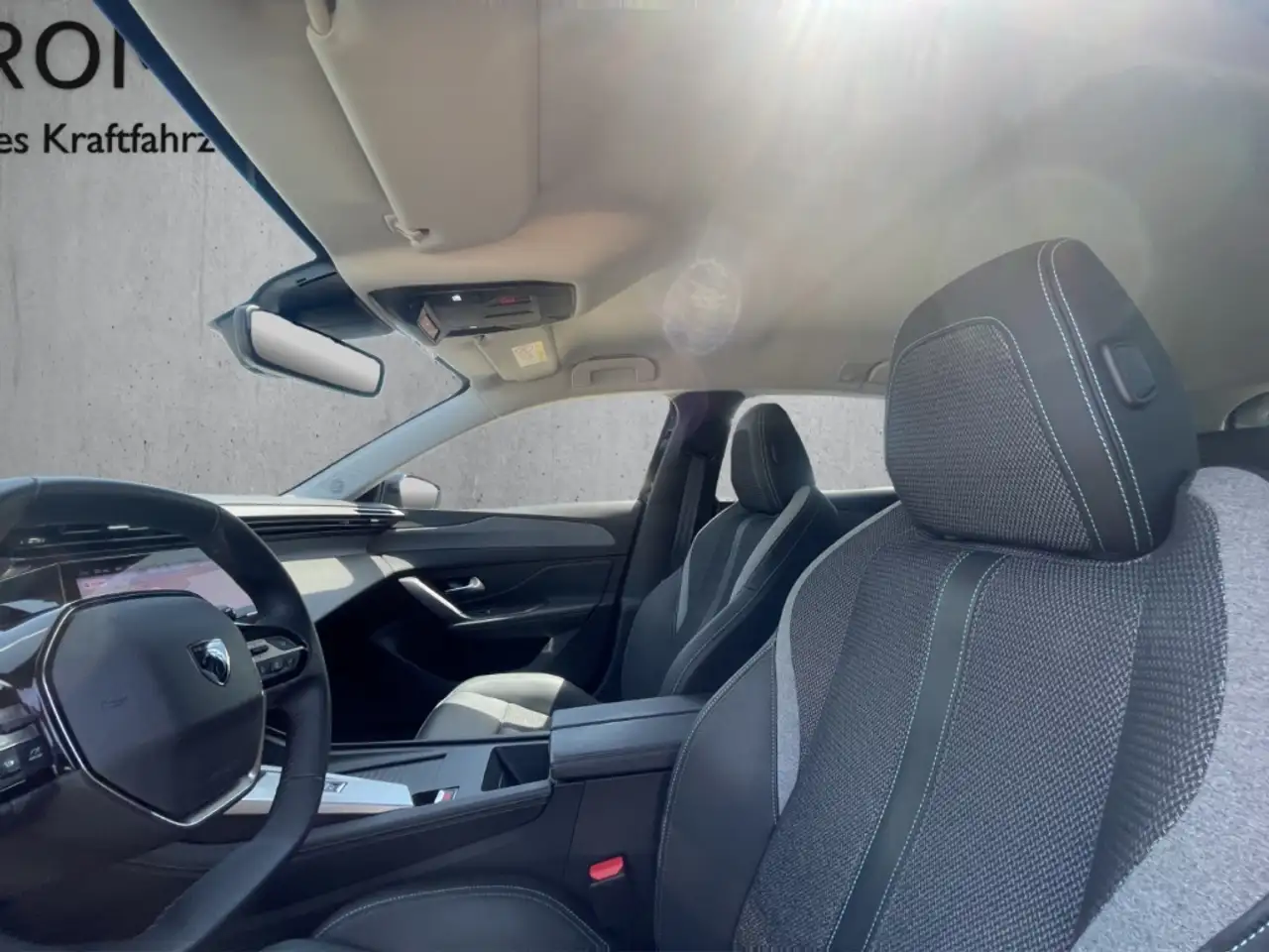 Peugeot 308 SW Allure PT 130 EAT8 Navi El. Sitz LED CarPlay Au, миниатюра 9