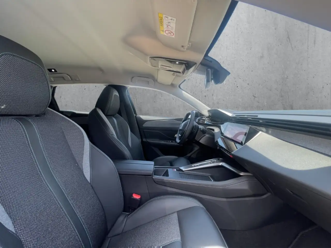 Peugeot 308 SW Allure PT 130 EAT8 Navi El. Sitz LED CarPlay Au, миниатюра 13