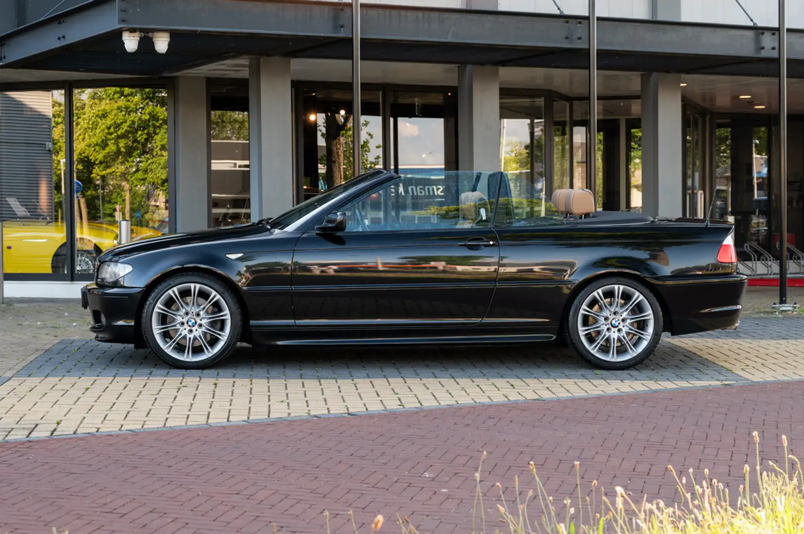 BMW 330 3-SERIE 330Ci Cabrio SMG ( E46 ) Noir - 2
