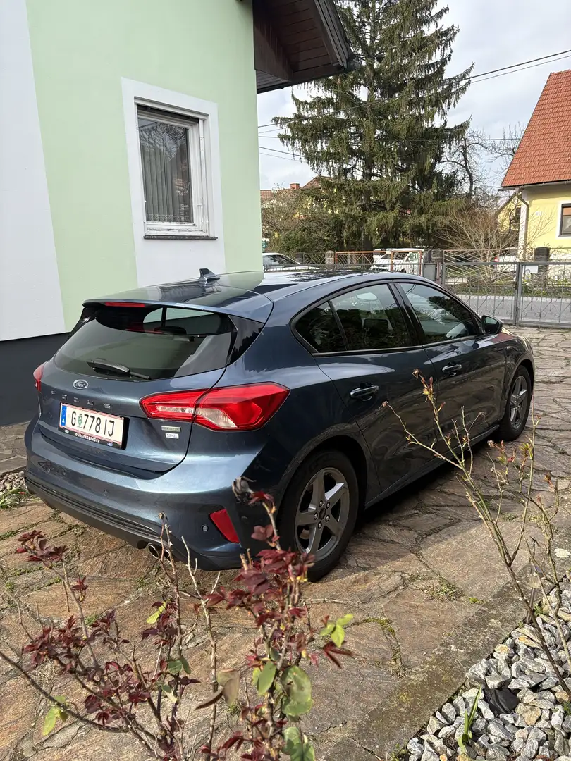 Ford Focus 1,0 EcoBoost ST-Line TOP AUSSTATTUNG - 2