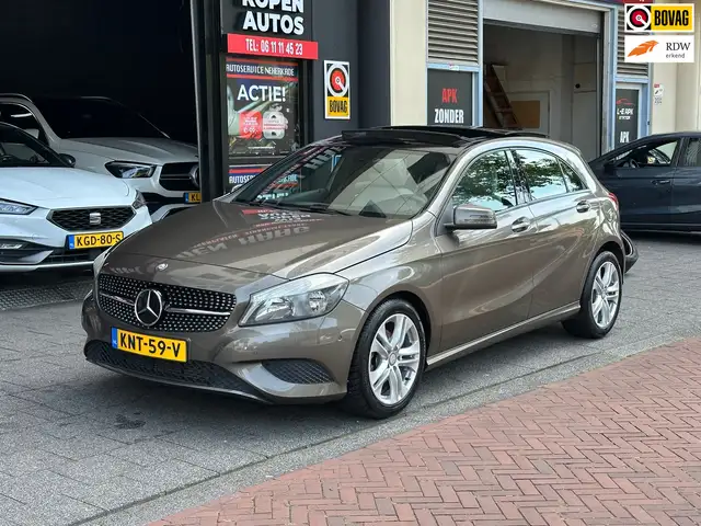 Mercedes-Benz A 200 Ambition Automaat Panoromadak