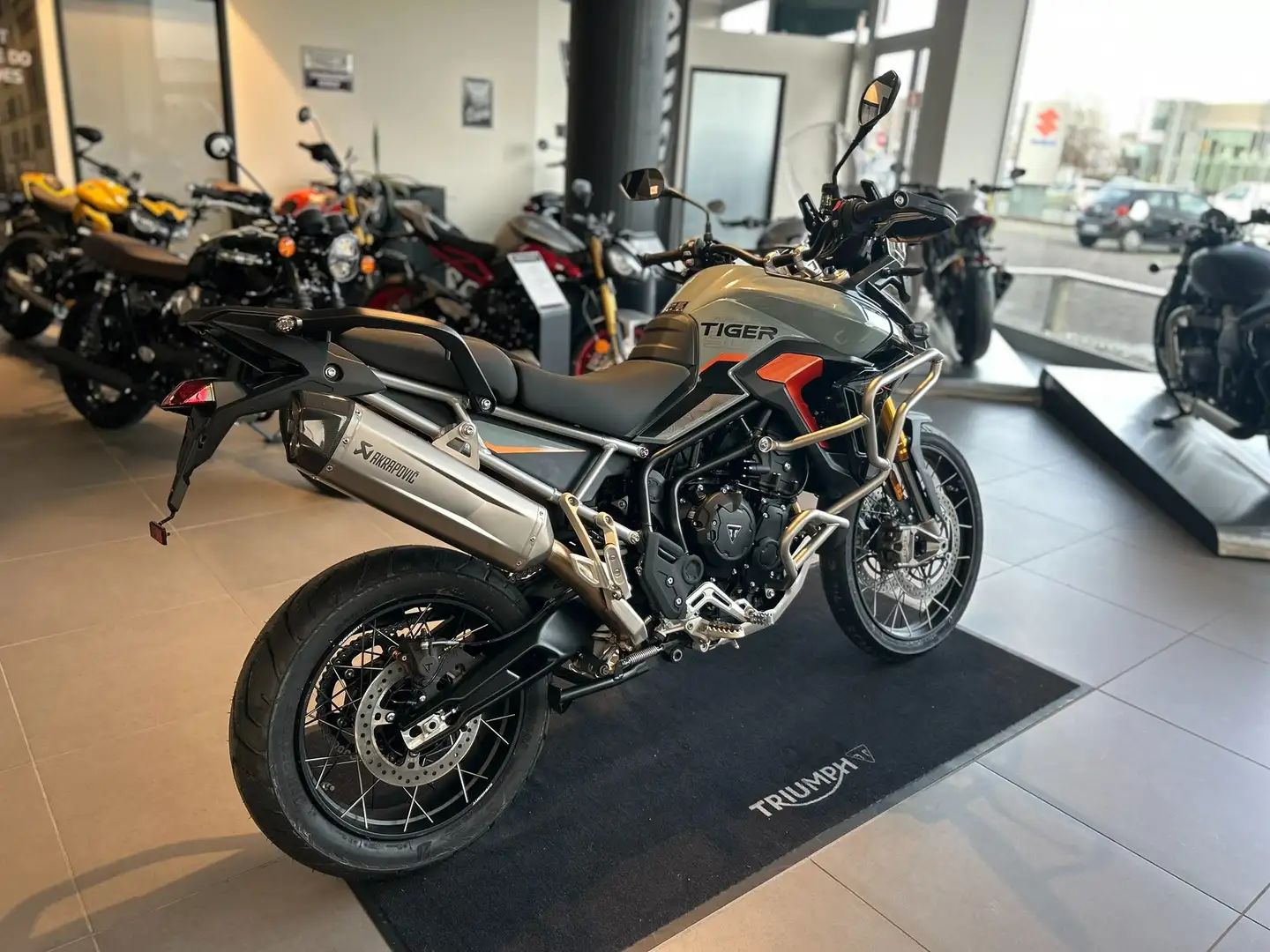 Triumph Tiger 900 DESERT EDITION Gris - 2