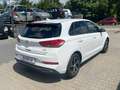 Hyundai i30 i30 Intro Edition/Navi/Kamer/Eu6/1Ha/SHZ/LHZ/PDC Weiß - thumbnail 5