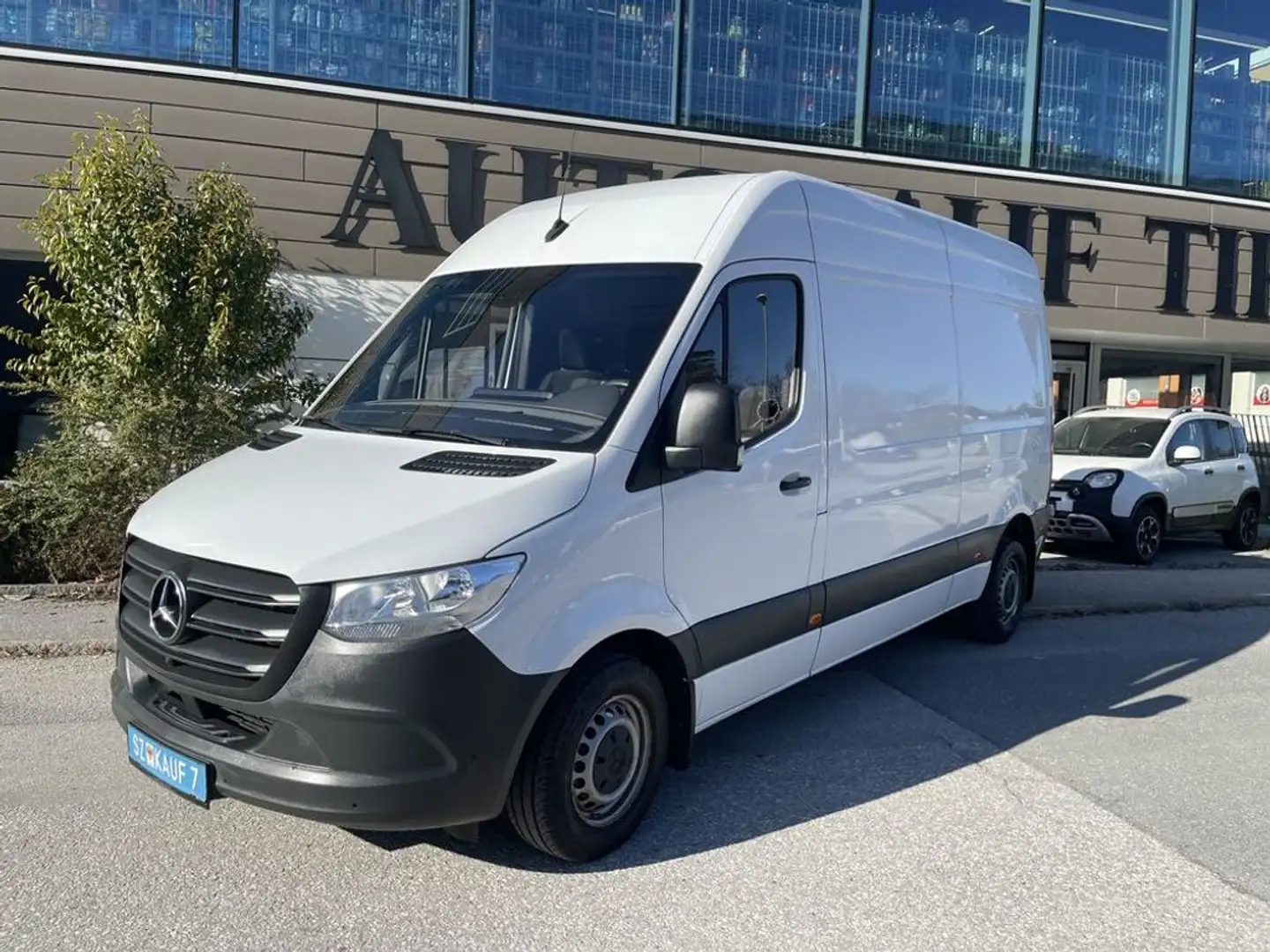 Mercedes-Benz Sprinter 211/215 CDI FWD L2 Weiß - 1