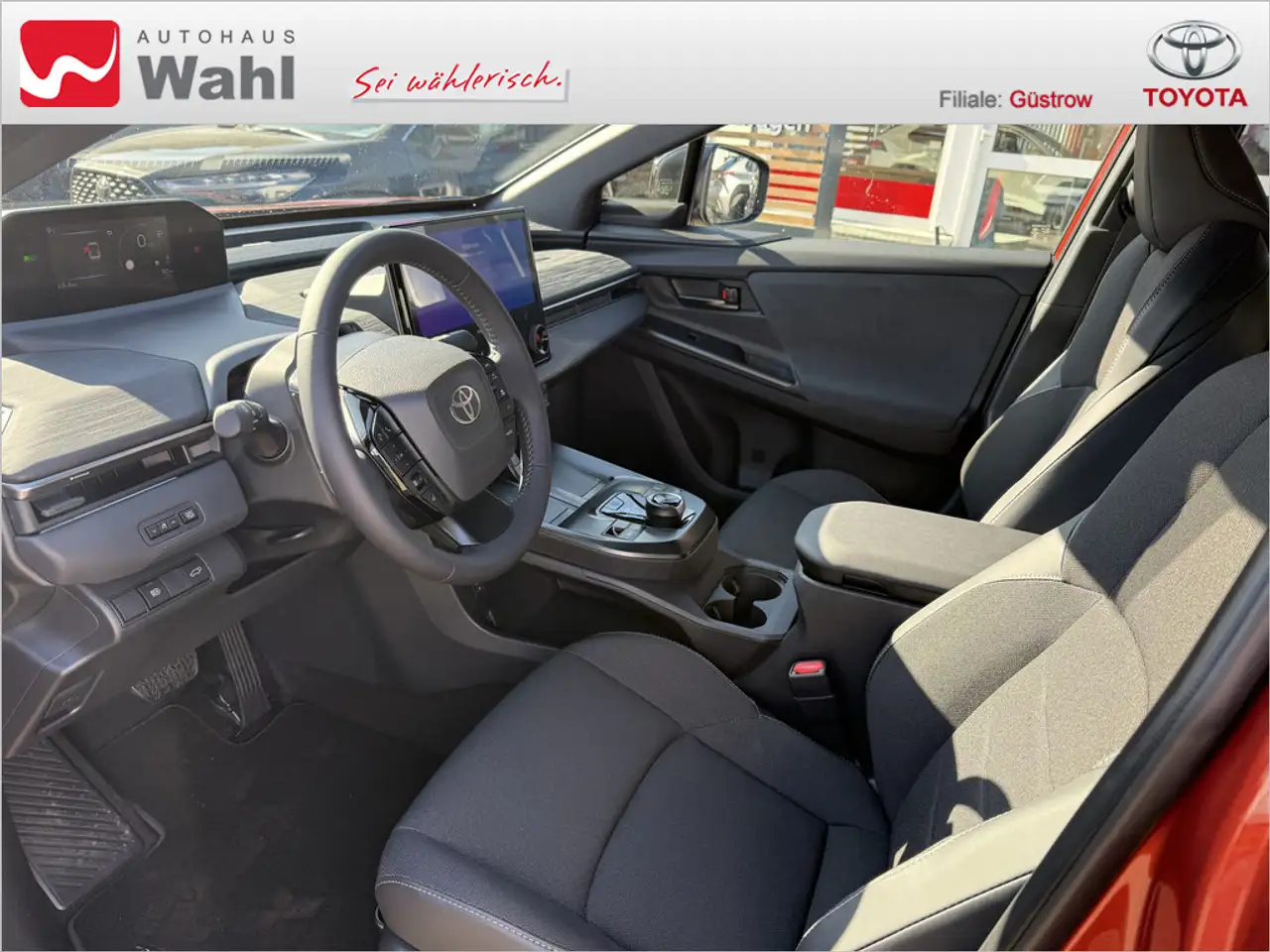 Toyota C-HR+ 165 kW Teamplayer 13