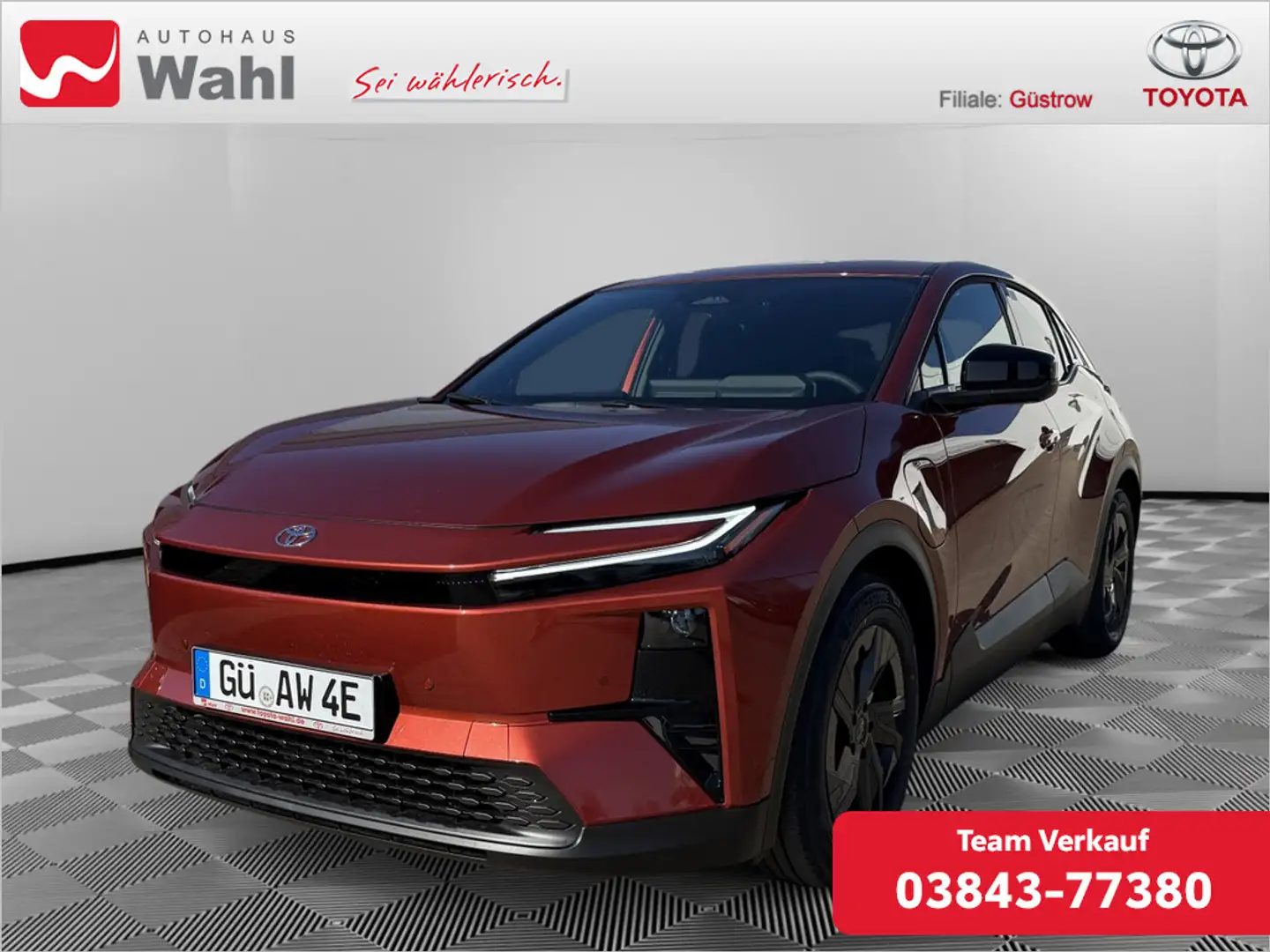 Toyota C-HR+ 165 kW Teamplayer Orange - 1