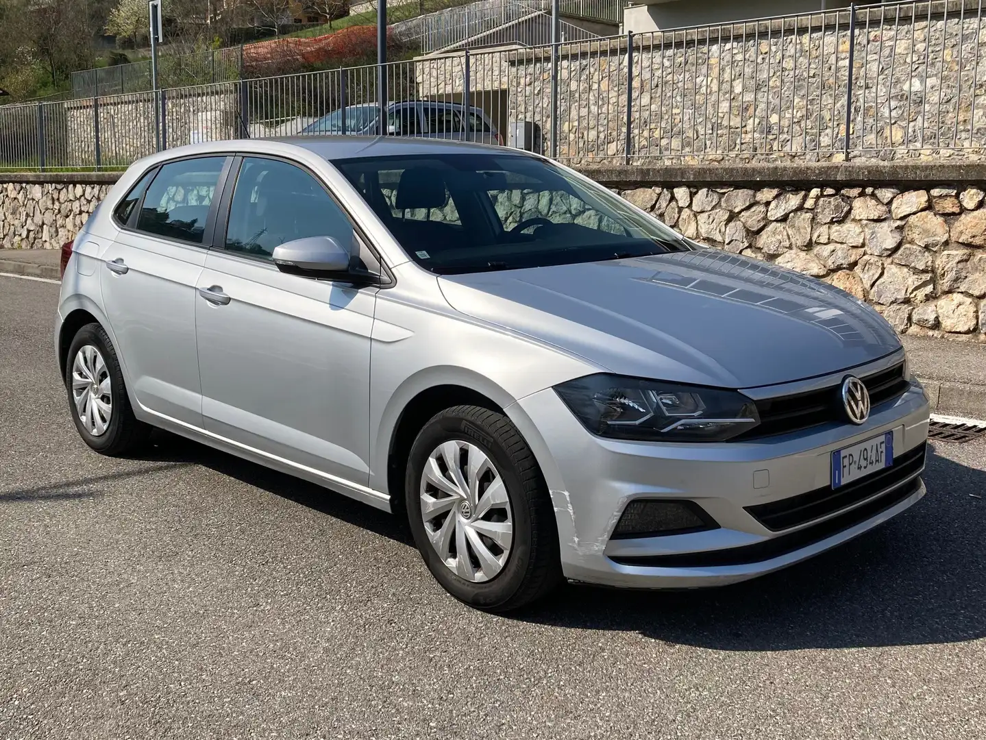 Volkswagen Polo 5p 1.0 mpi Trendline 65cv Plateado - 2