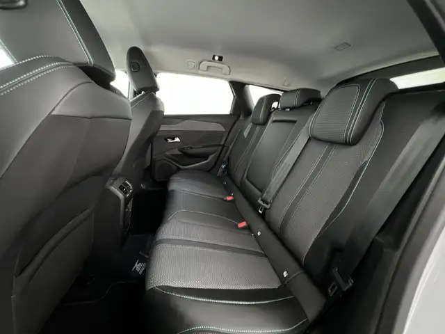 Peugeot 308 view 8