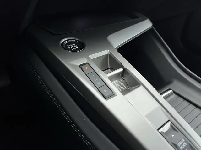 Peugeot 308 view 13