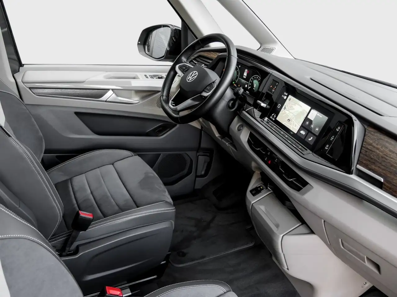 Volkswagen T7 Multivan Style 2.0 TDI DSG LÜ IQ.Light Standh. Navi Keyless 3