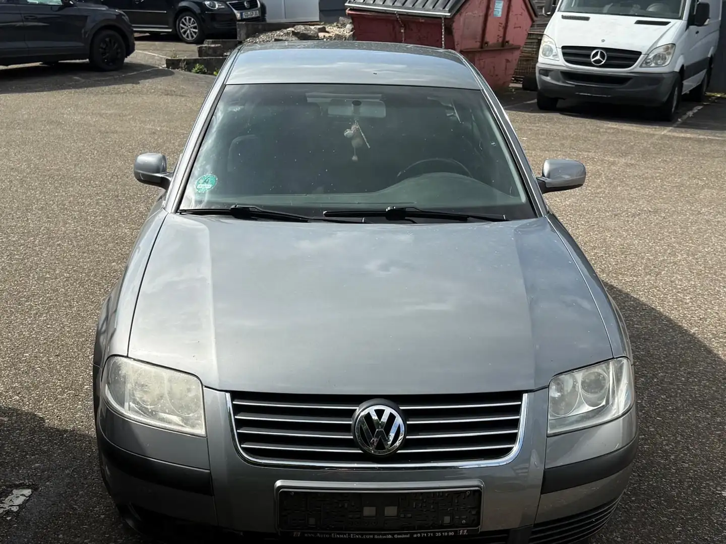 Volkswagen Passat 1.9 TDI Trendline - 1