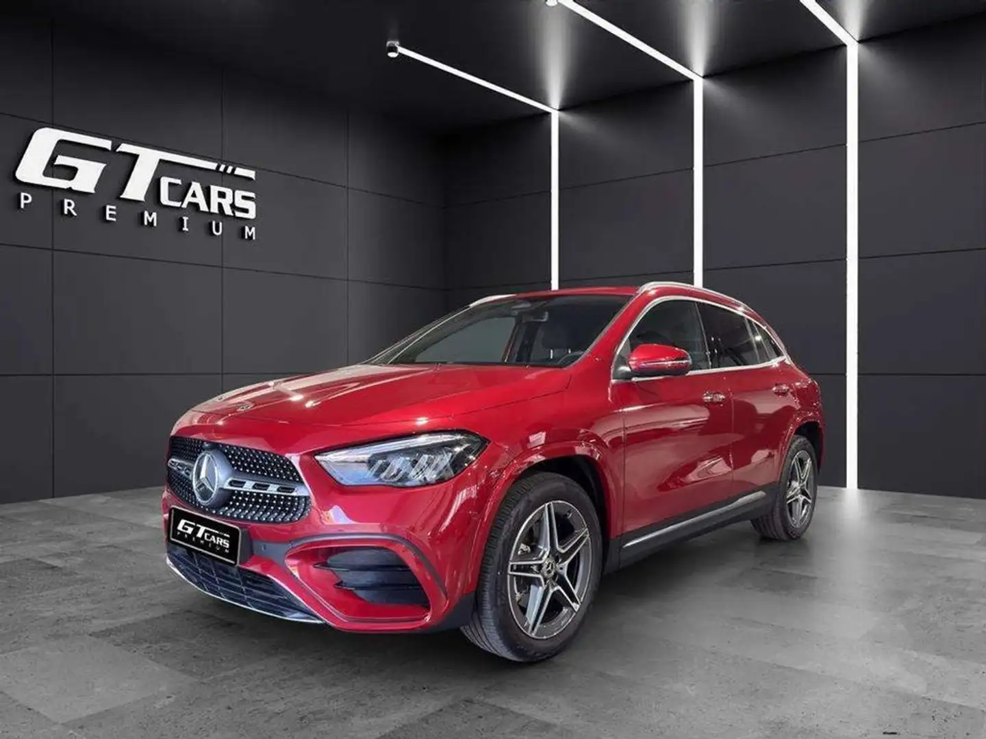 Mercedes-Benz GLA 45 AMG 250e Rot - 2