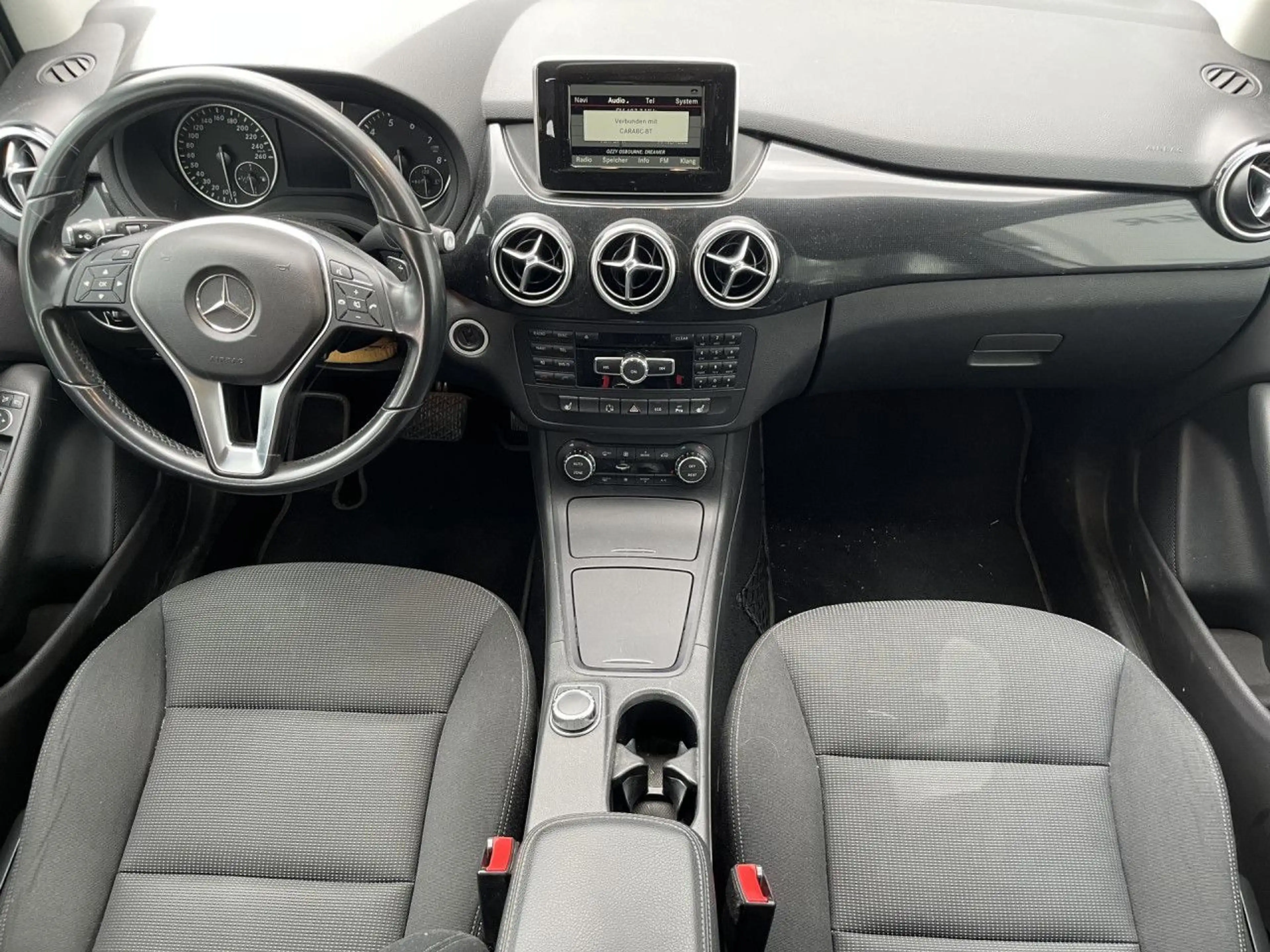 Mercedes-Benz B 200 7G-DCT AHK App Sitzheizung Xenon PDC — photo 6