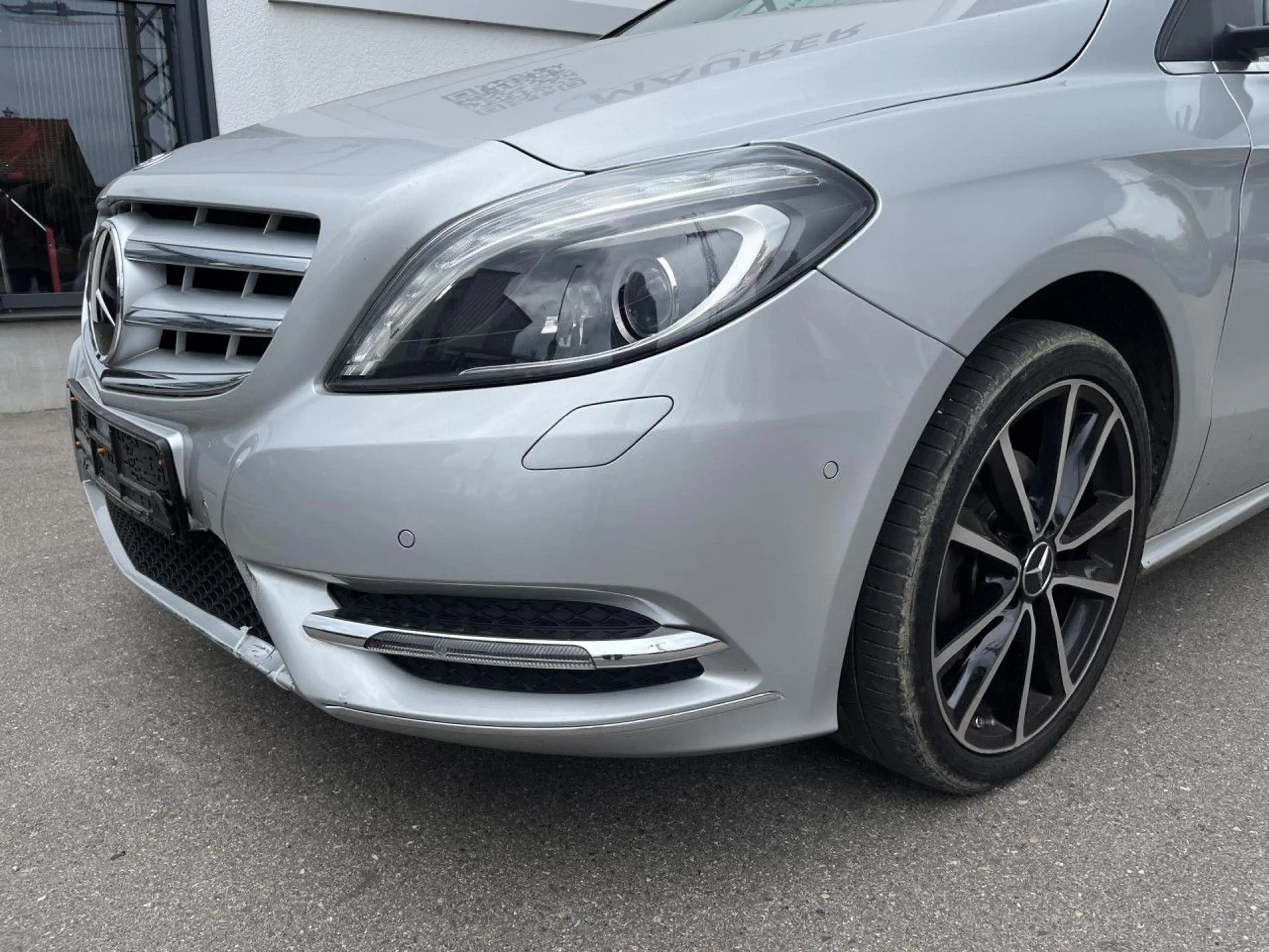 Mercedes-Benz B 200 7G-DCT AHK App Sitzheizung Xenon PDC — photo 3