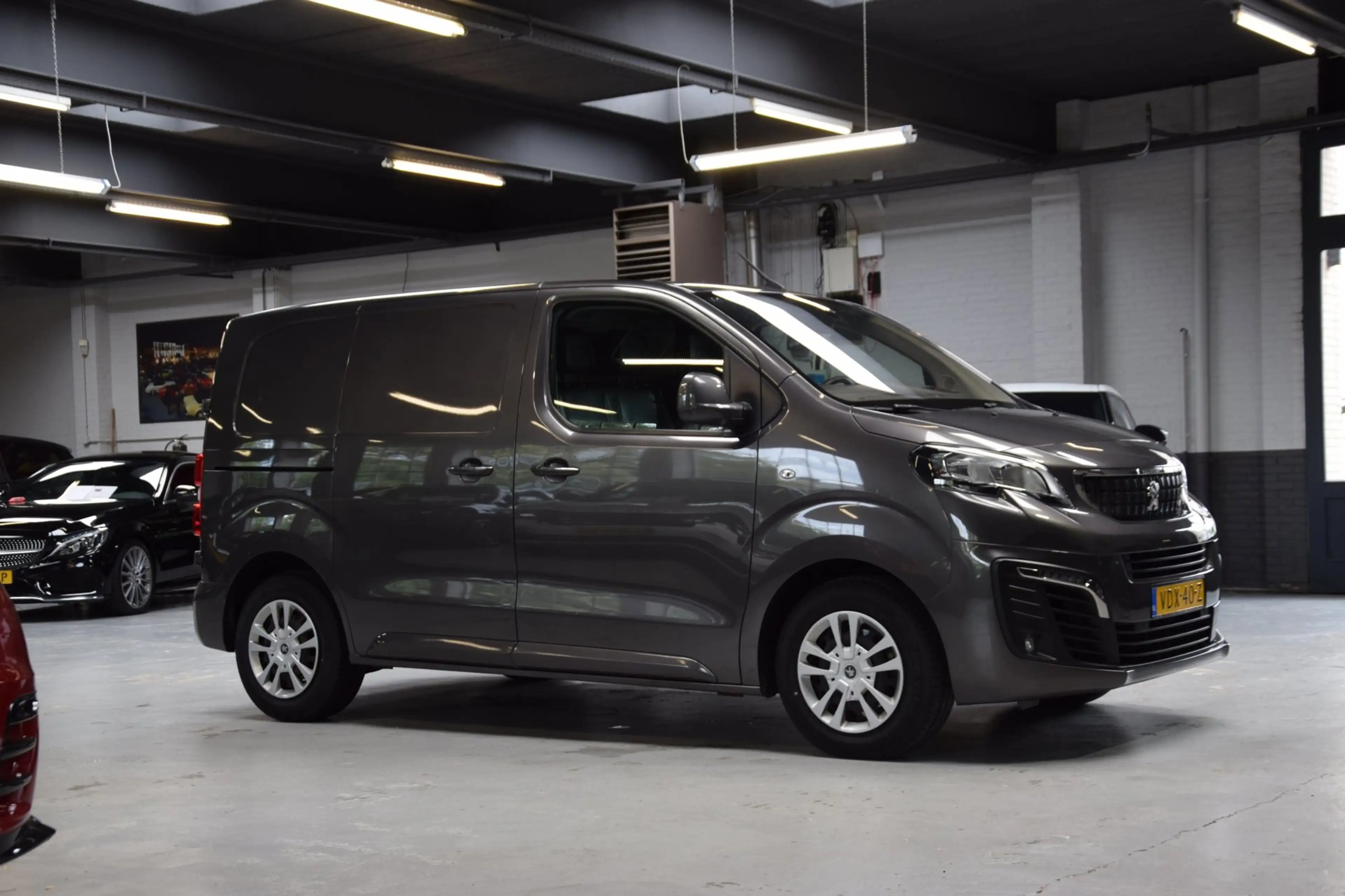 Peugeot Expert 2.0 BlueHDI 180 Compact Urban Aut.|ACC|Camera|180P — photo 14