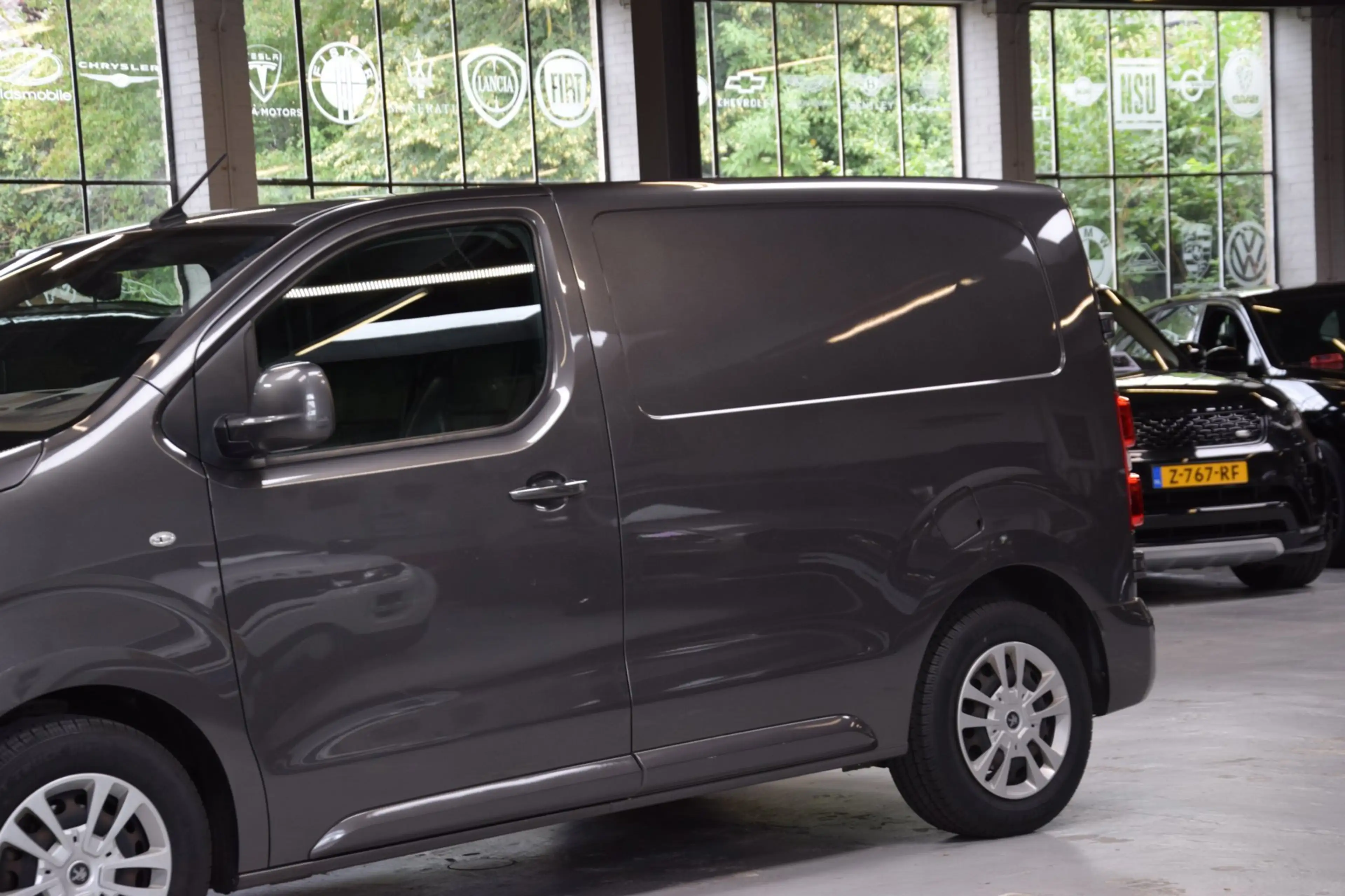 Peugeot Expert 2.0 BlueHDI 180 Compact Urban Aut.|ACC|Camera|180P — photo 6