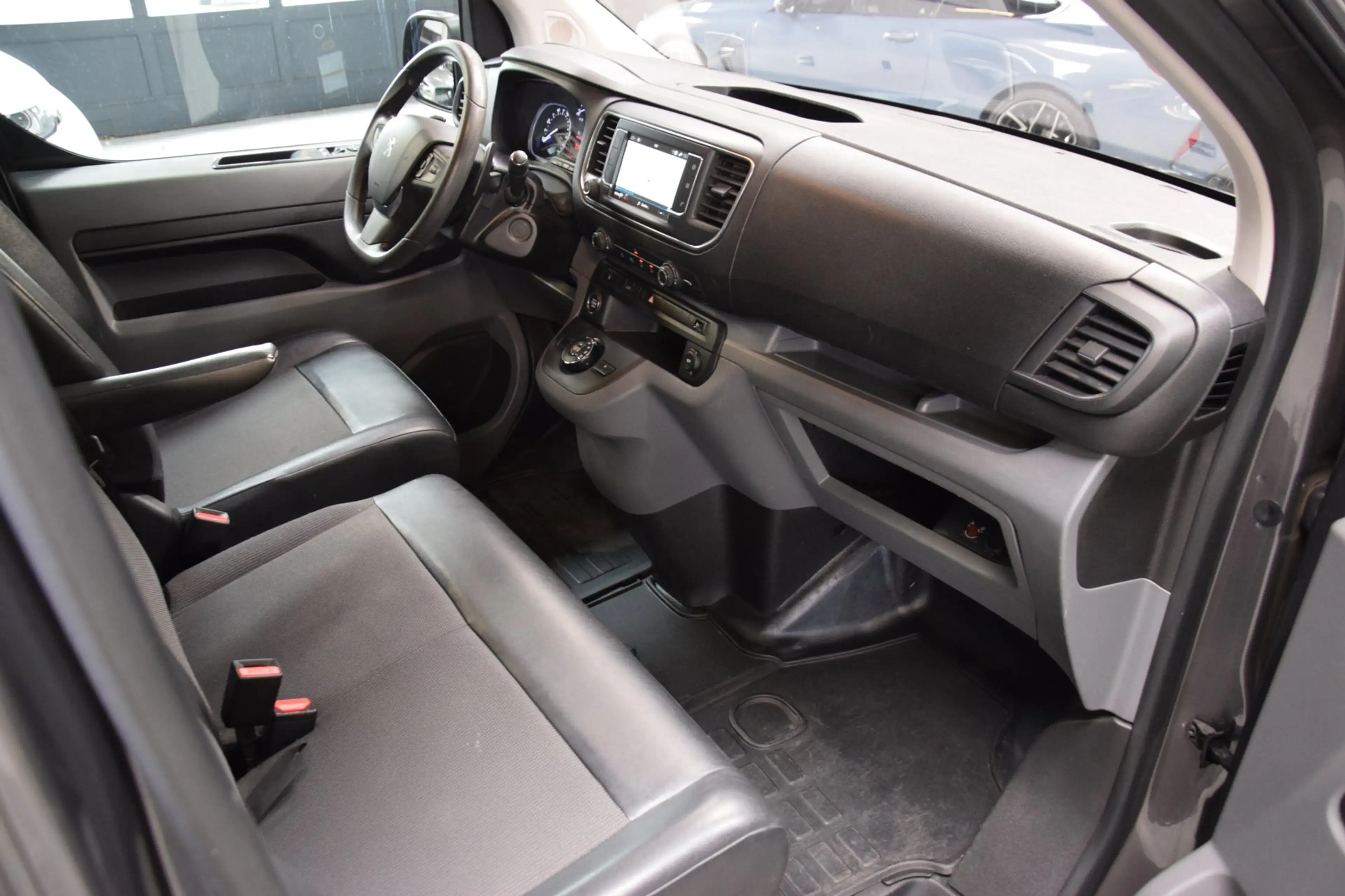 Peugeot Expert 2.0 BlueHDI 180 Compact Urban Aut.|ACC|Camera|180P — photo 3