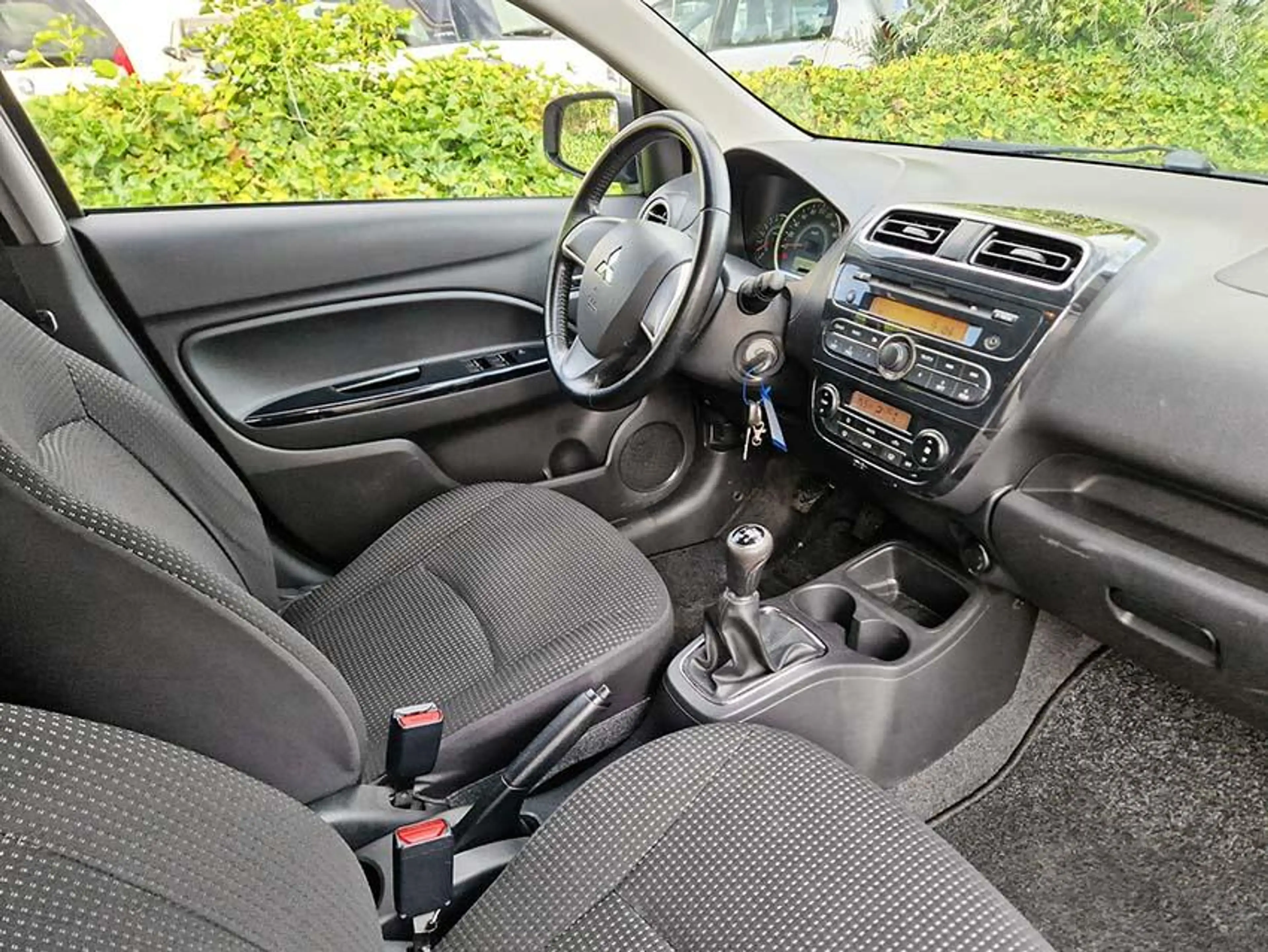 Mitsubishi Space Star 1.0 Bright — photo 5