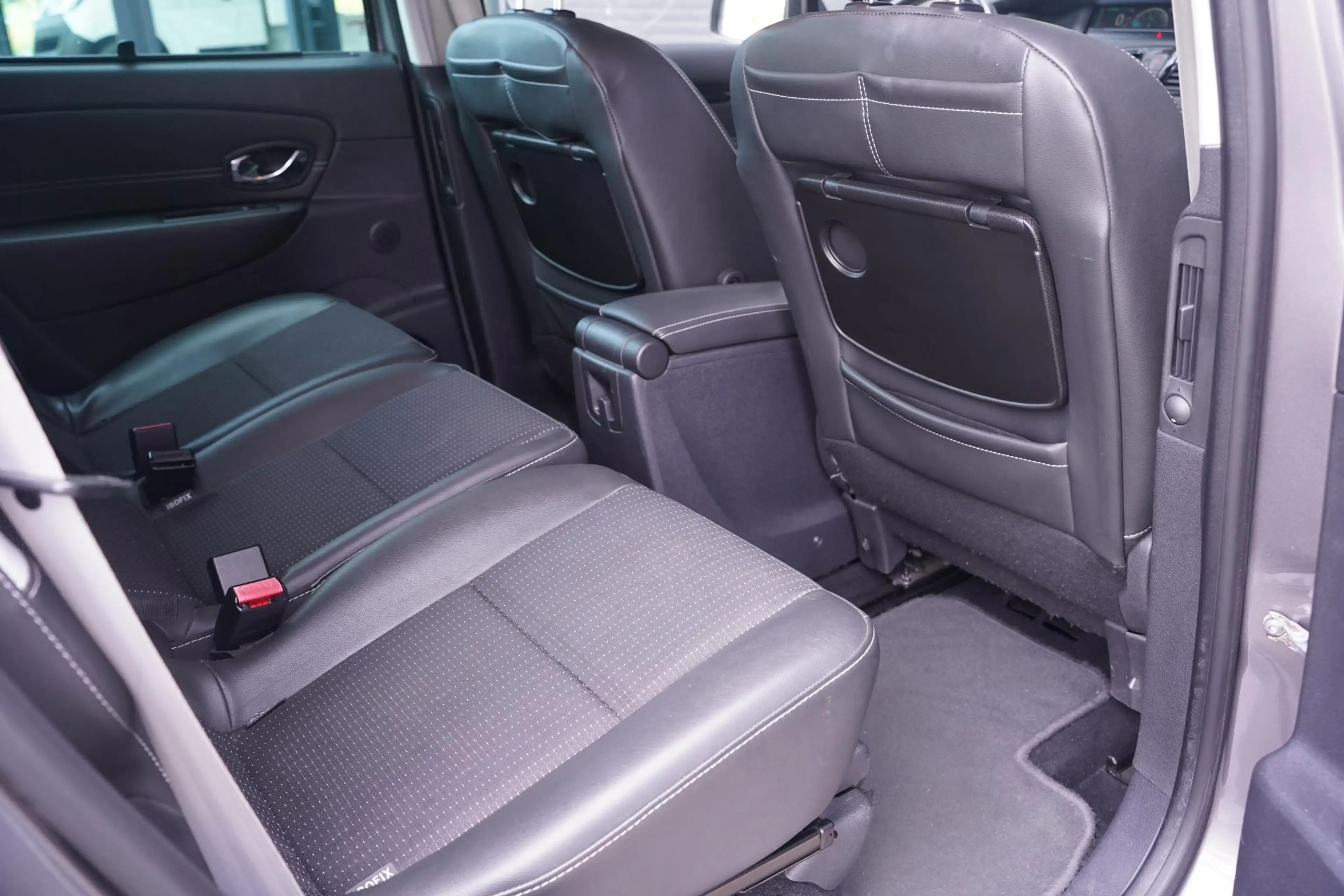 Renault Grand Scenic 1.2 TCe Bose 2e eigen. Navigatie pano-dak 17"-lmv — photo 40