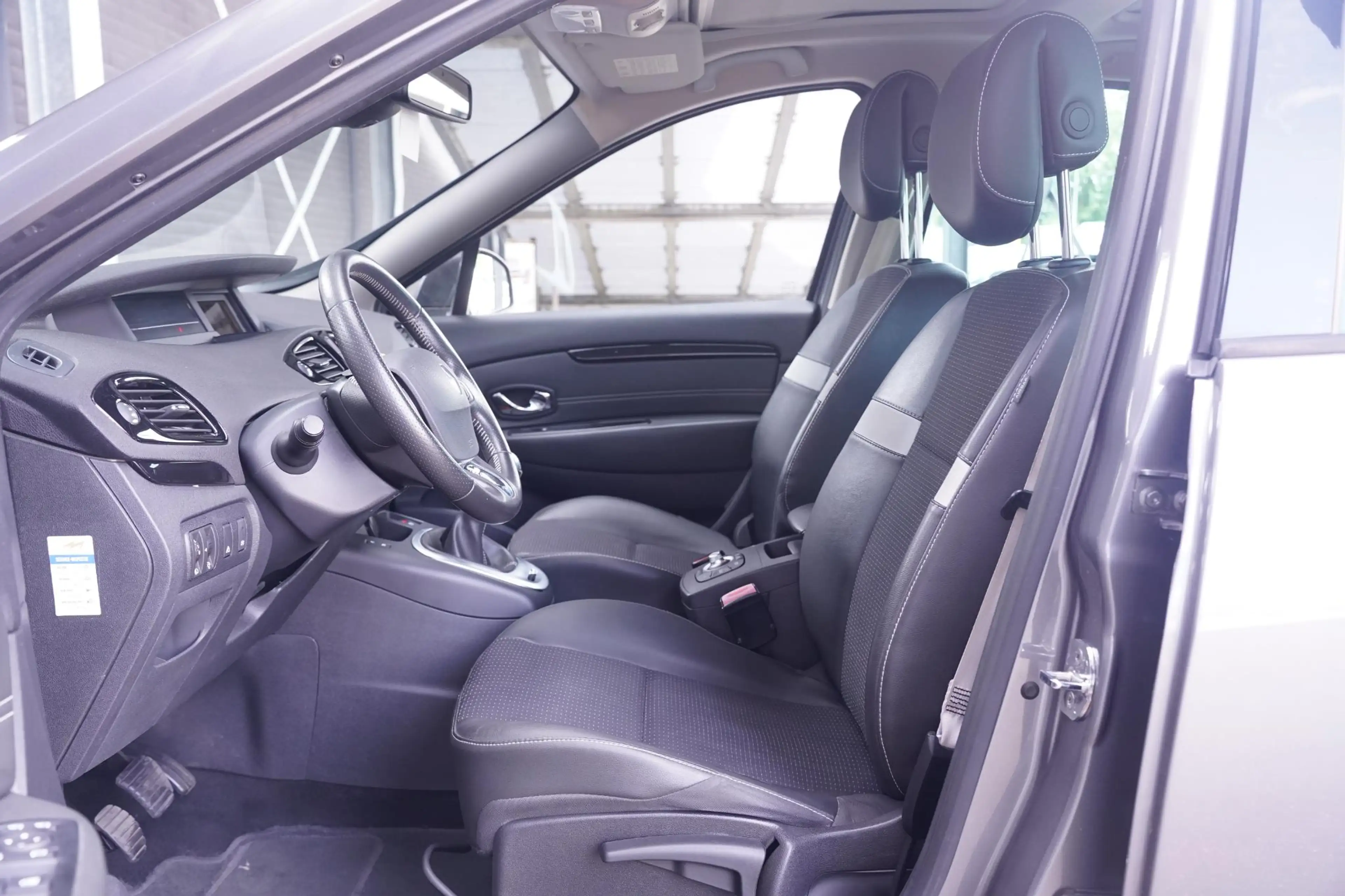 Renault Grand Scenic 1.2 TCe Bose 2e eigen. Navigatie pano-dak 17"-lmv — photo 35