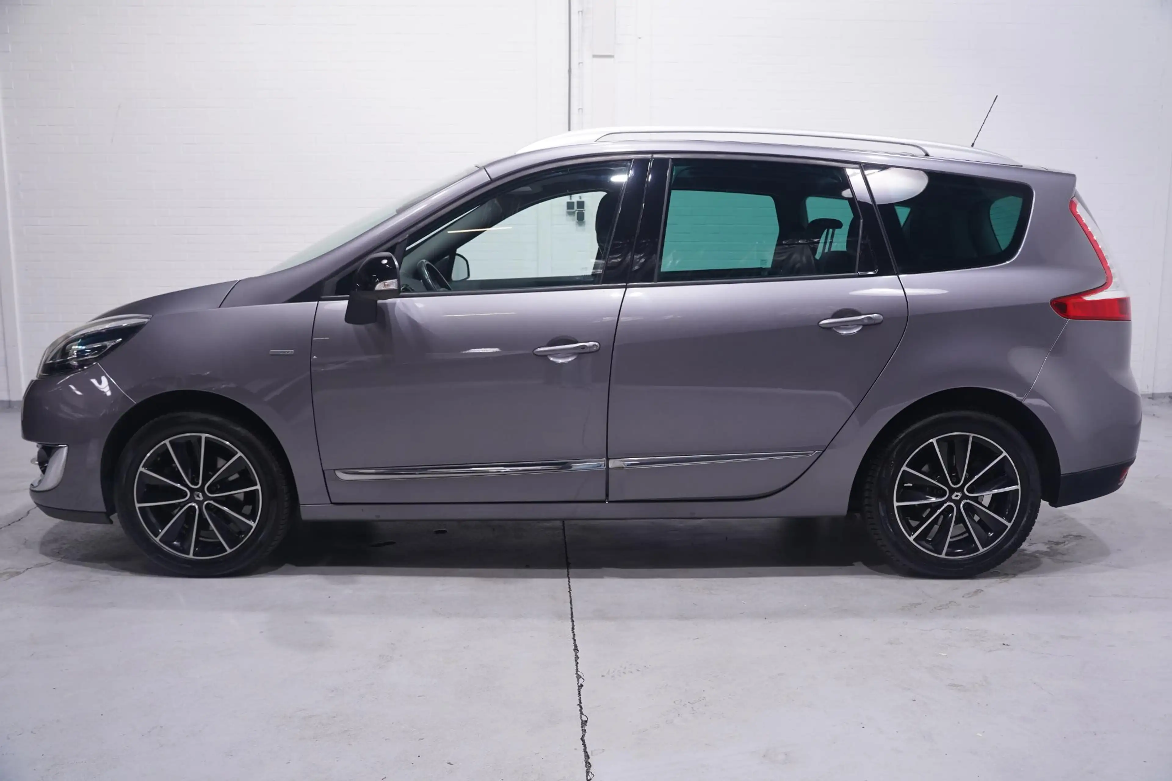 Renault Grand Scenic 1.2 TCe Bose 2e eigen. Navigatie pano-dak 17"-lmv — photo 9