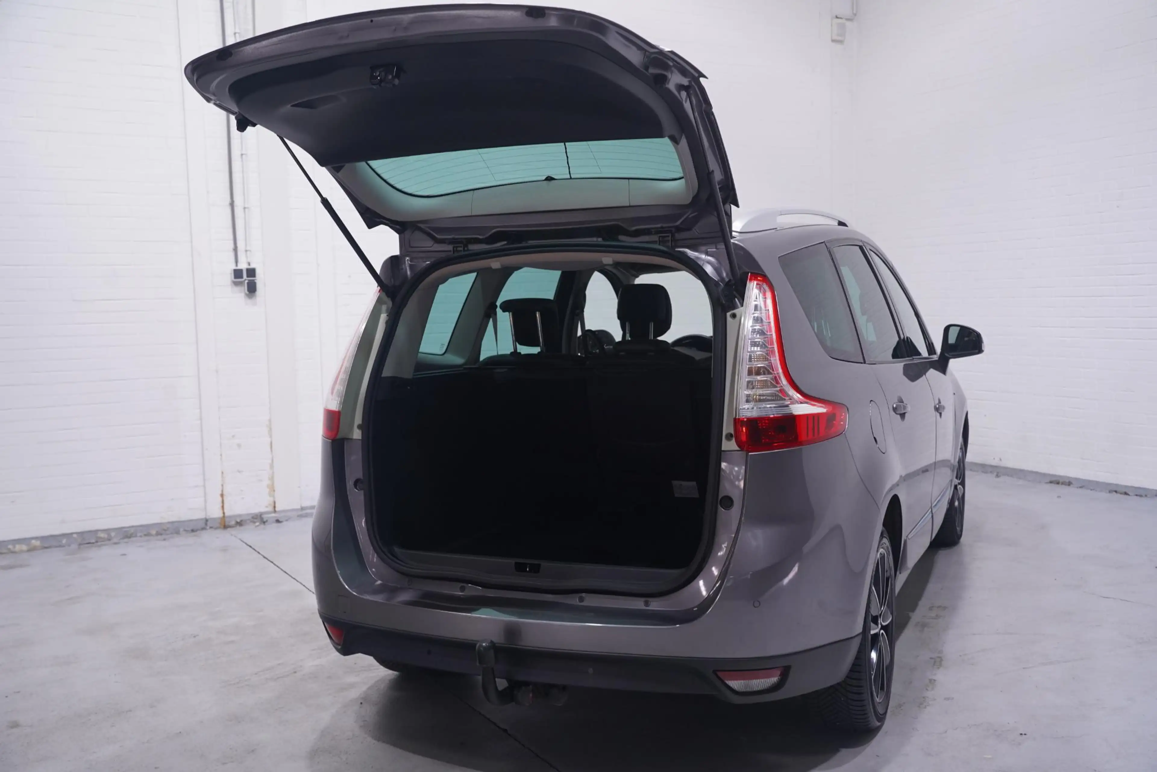 Renault Grand Scenic 1.2 TCe Bose 2e eigen. Navigatie pano-dak 17"-lmv — photo 16