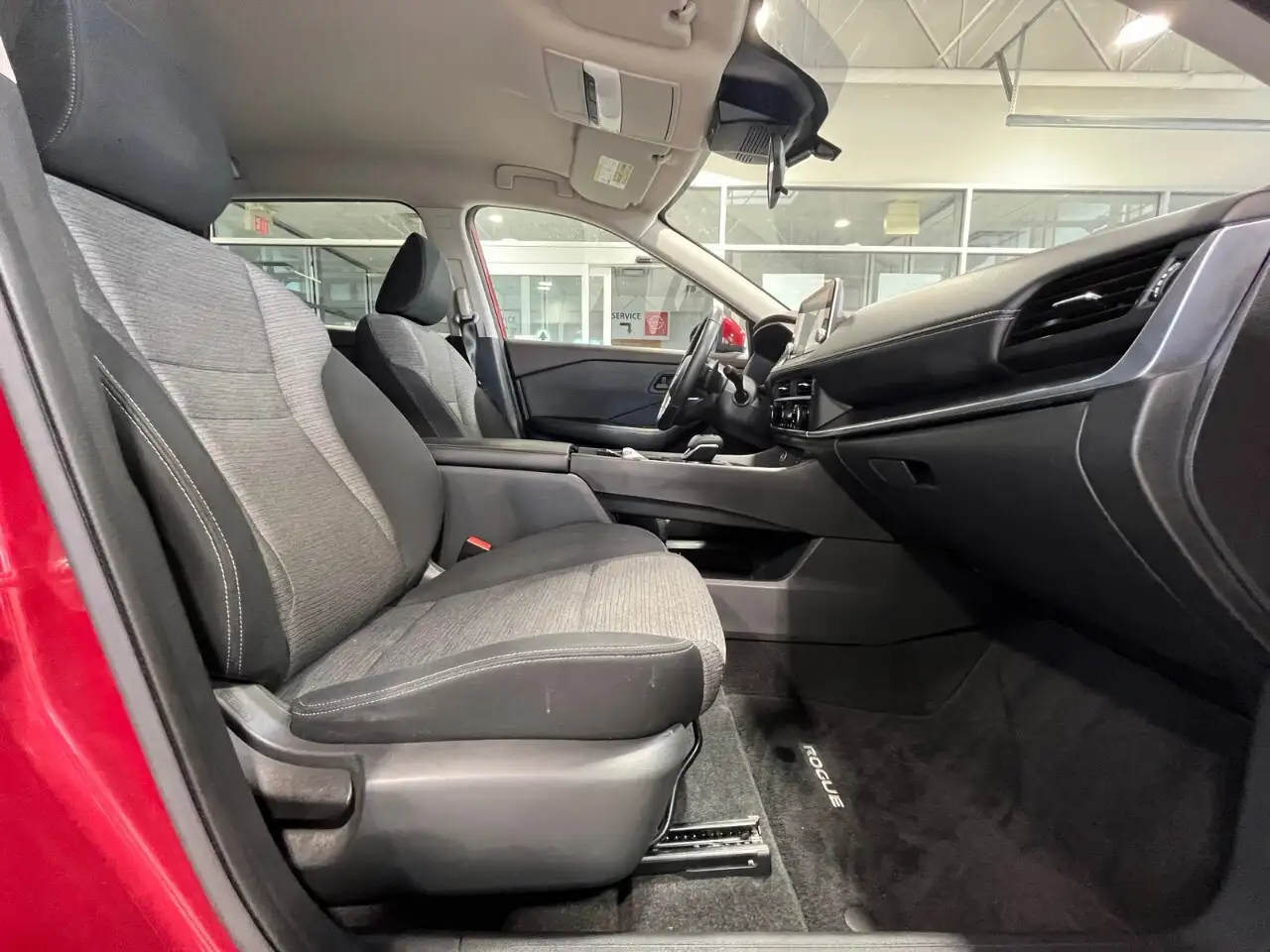 Nissan Rogue снимка Nissan Rogue