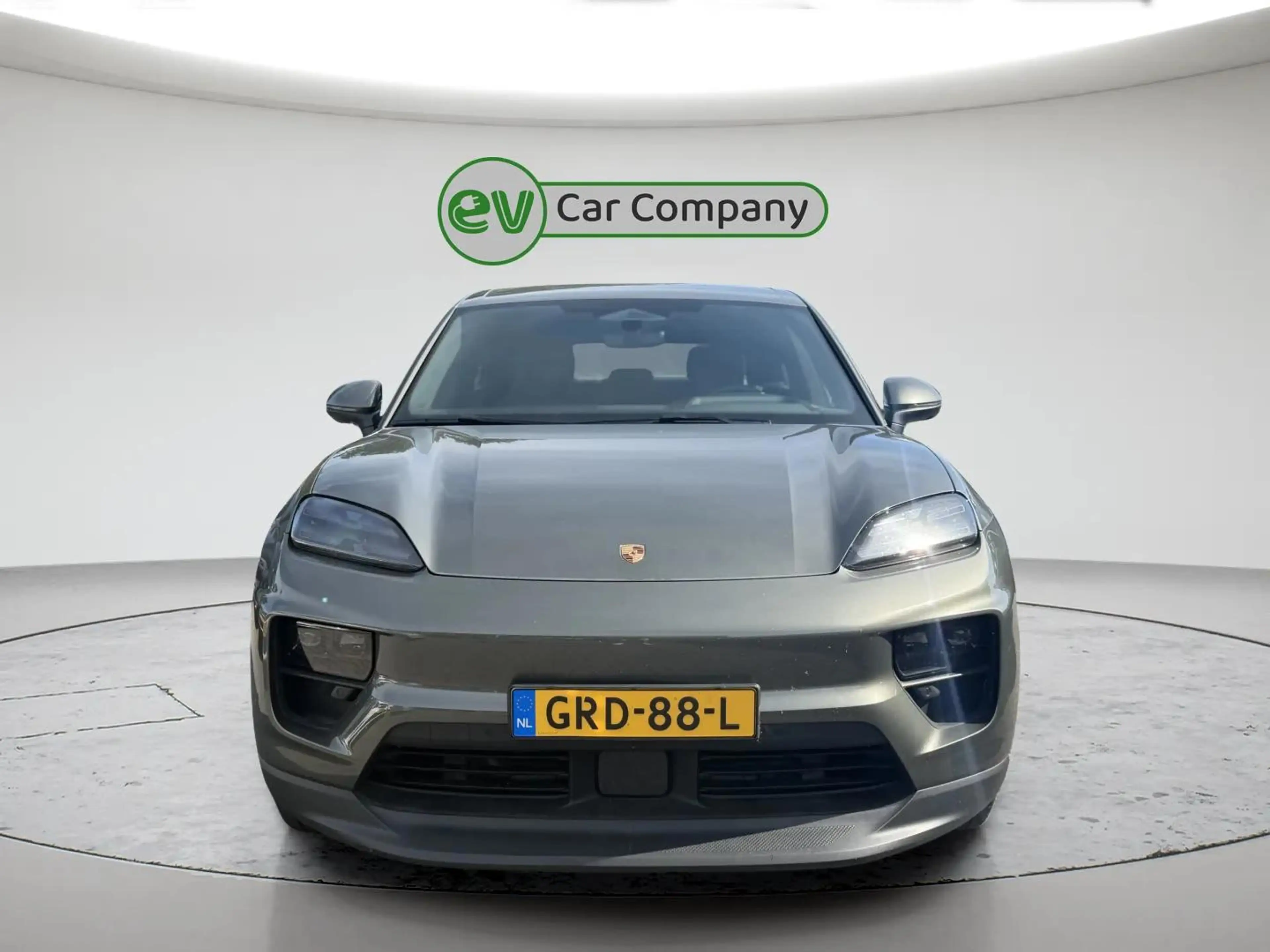 Porsche Macan 4 100 kWh | SOH 99% | Headup | Bose Audio | Ledere — photo 9