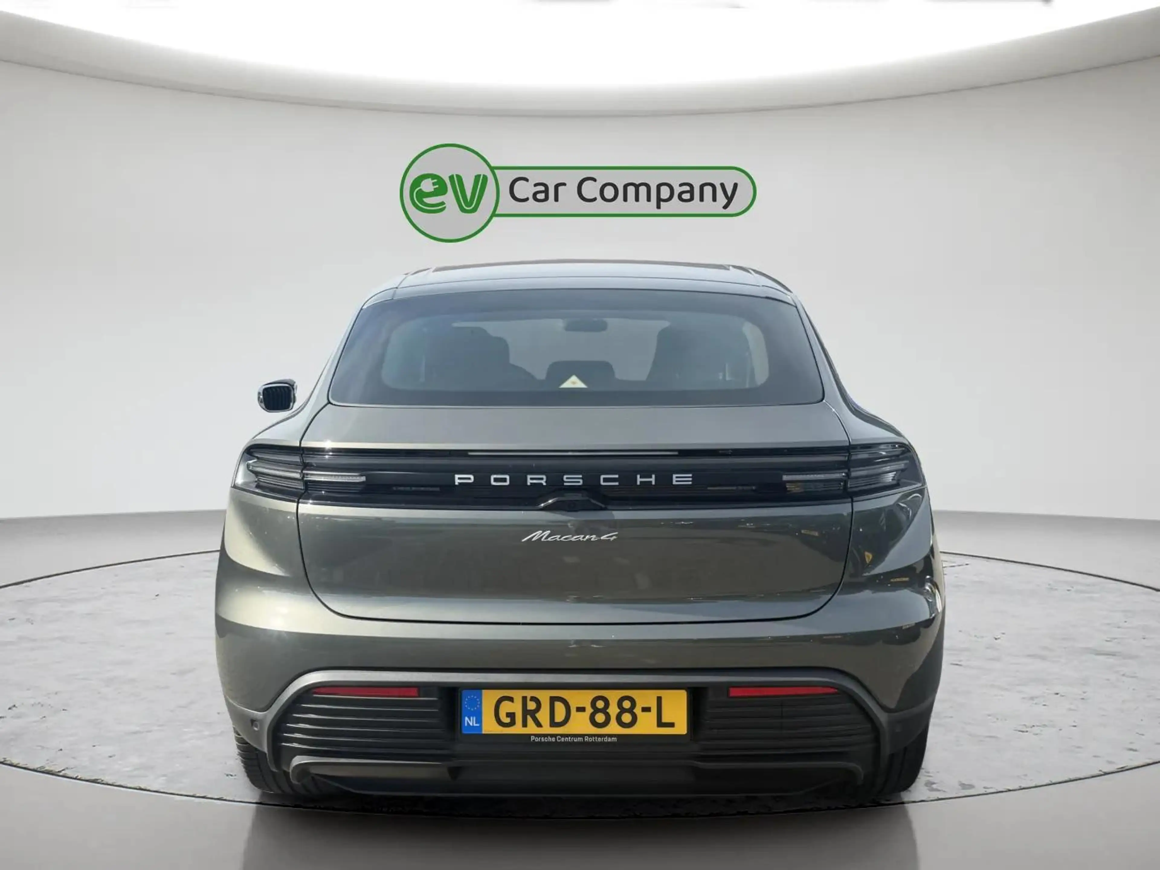 Porsche Macan 4 100 kWh | SOH 99% | Headup | Bose Audio | Ledere — photo 10