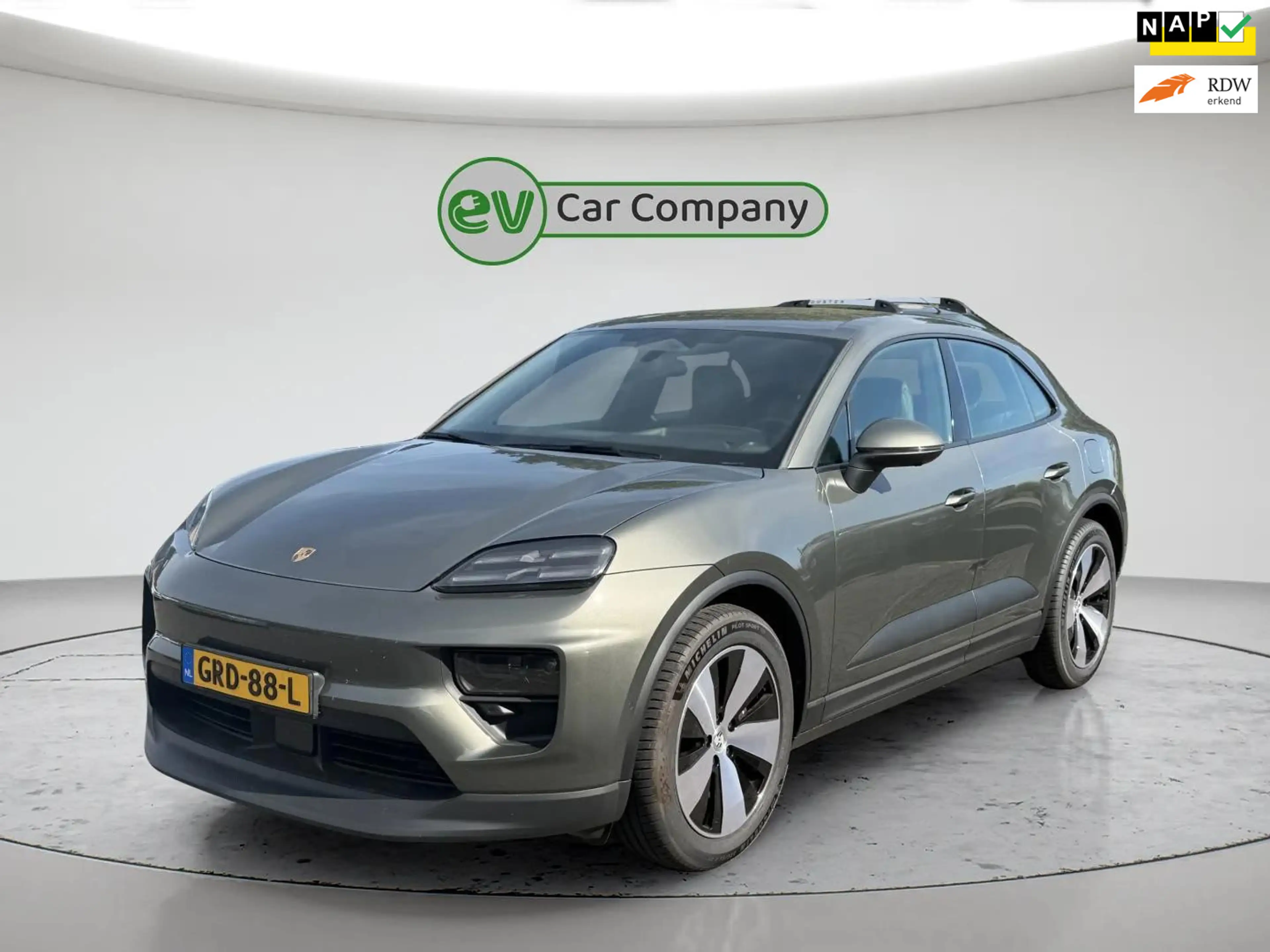 Porsche Macan 4 100 kWh | SOH 99% | Headup | Bose Audio | Ledere