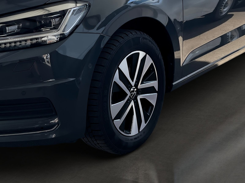 Volkswagen Touran ENERGY TDI DSG Navi AHK RFK 7-Sitzer — photo 4