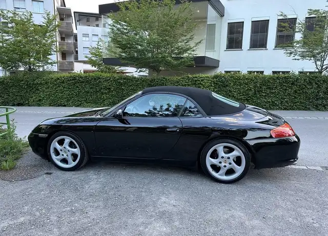 Porsche 911 Carrera Cabrio Limited Edition