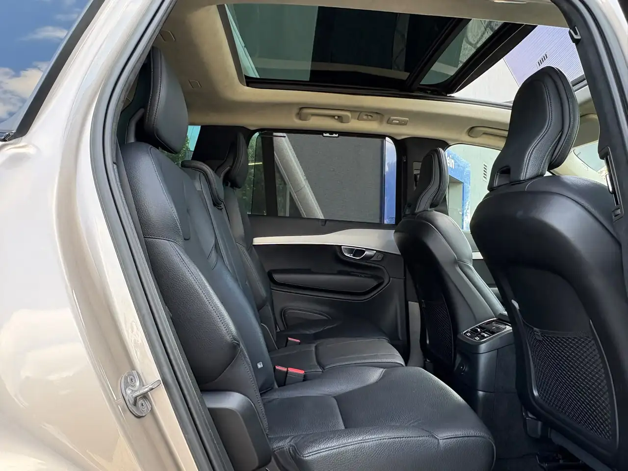 Volvo XC90 2.0 T8 Recharge AWD Ultimate Dark 455pk Luchtverin, миниатюра 13