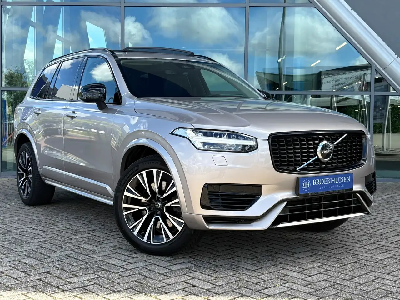 Volvo XC90 2.0 T8 Recharge AWD Ultimate Dark 455pk Luchtverin, миниатюра 3