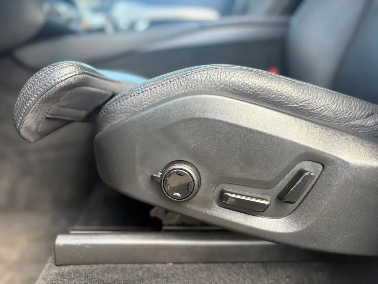 Volvo XC90 2.0 T8 Recharge AWD Ultimate Dark 455pk Luchtverin, миниатюра 15