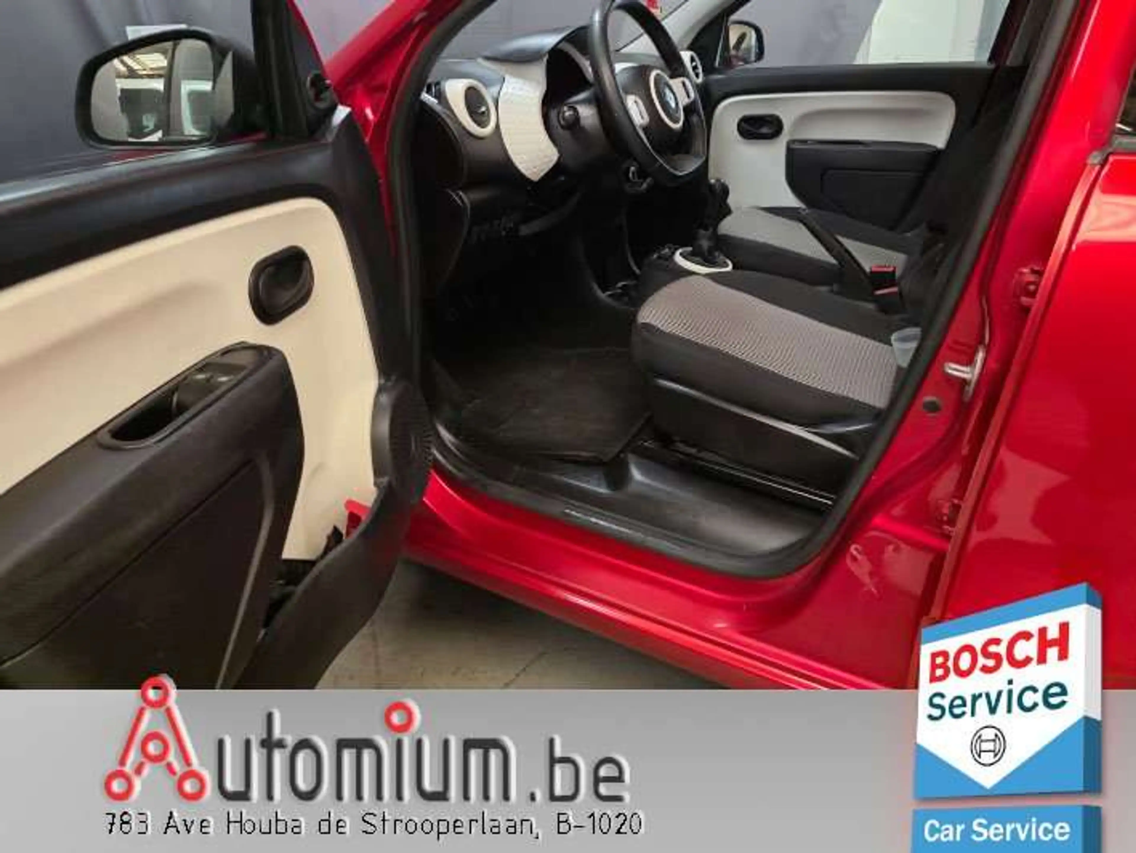 Renault Twingo Twingo 1.0i SCe Iconic S — photo 9