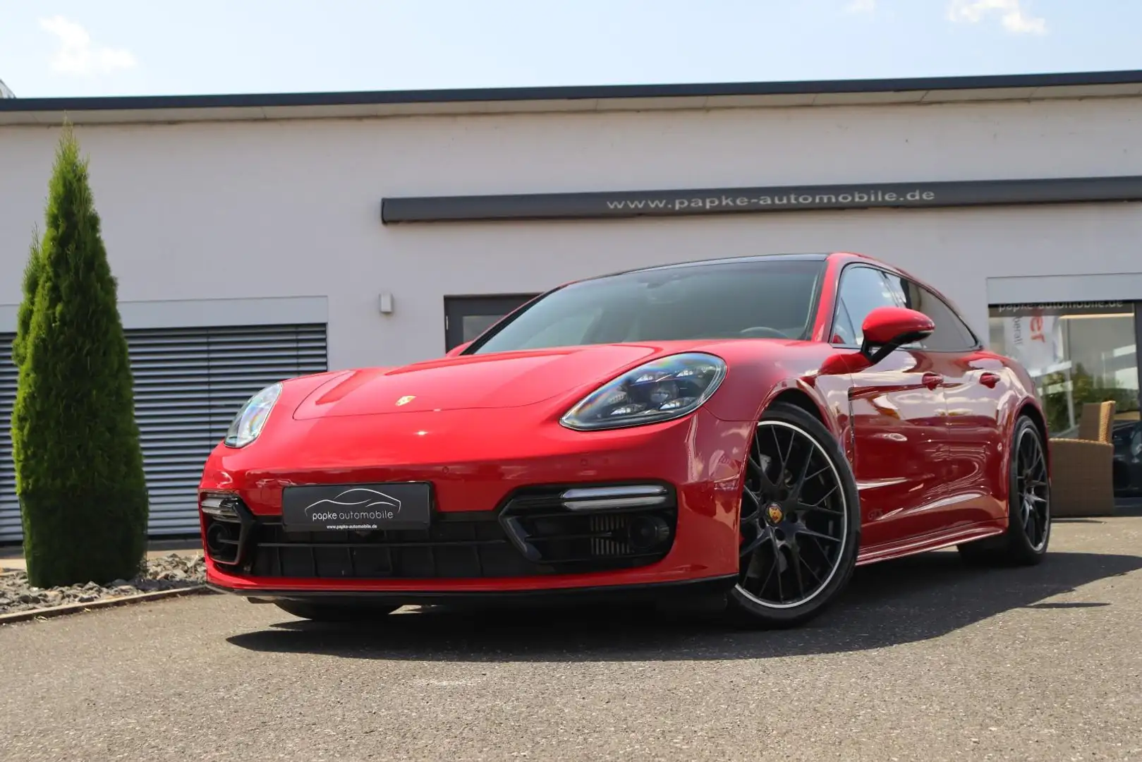 Porsche Panamera GTS Sport Turismo +SPORT-DESIGN+STANDHEIZ+ Rosso - 2
