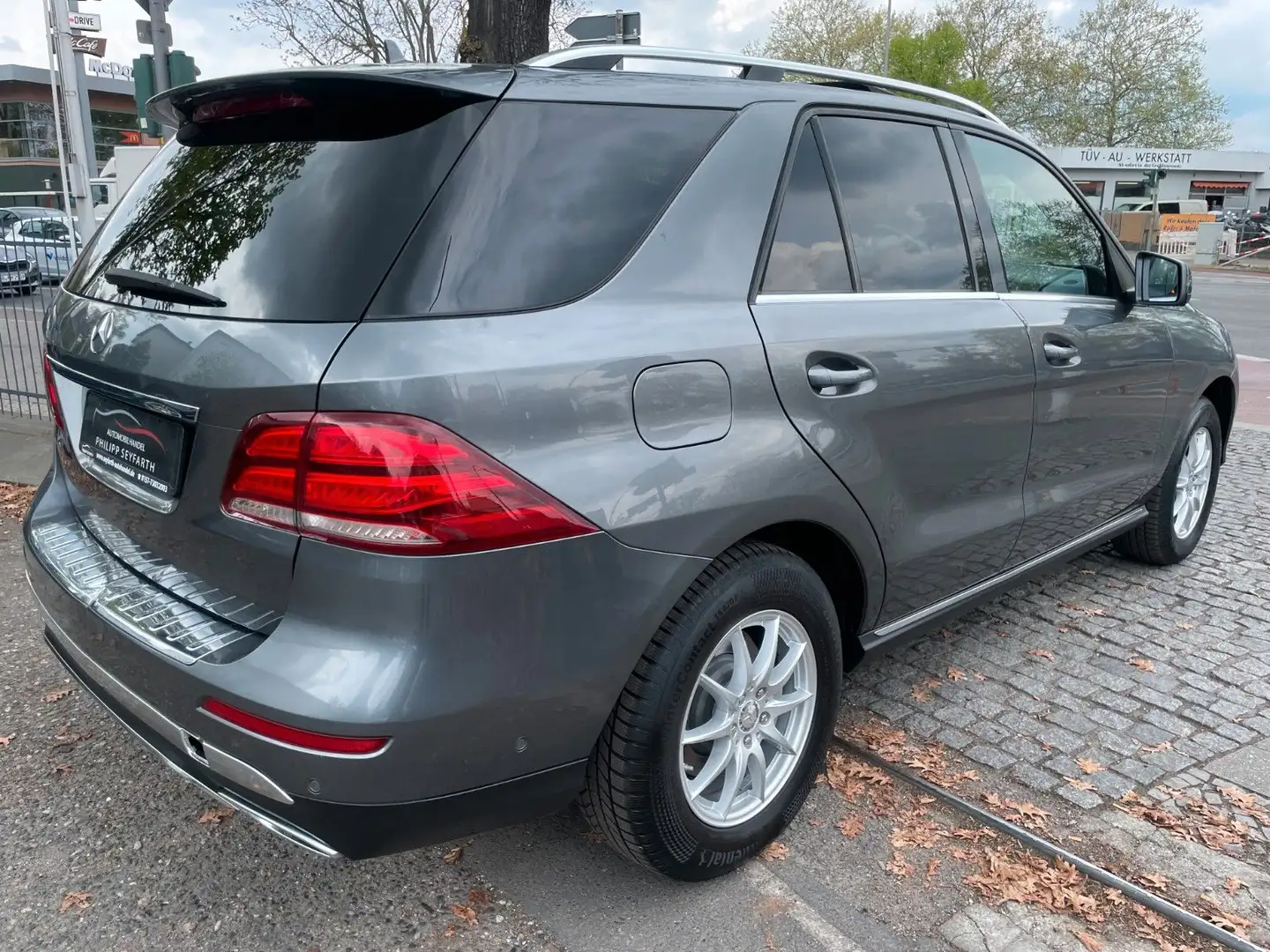 Mercedes-Benz GLE 350 d 4MATIC *LOGIC7*PANORAMA*360 KAMERA Grijs - 2