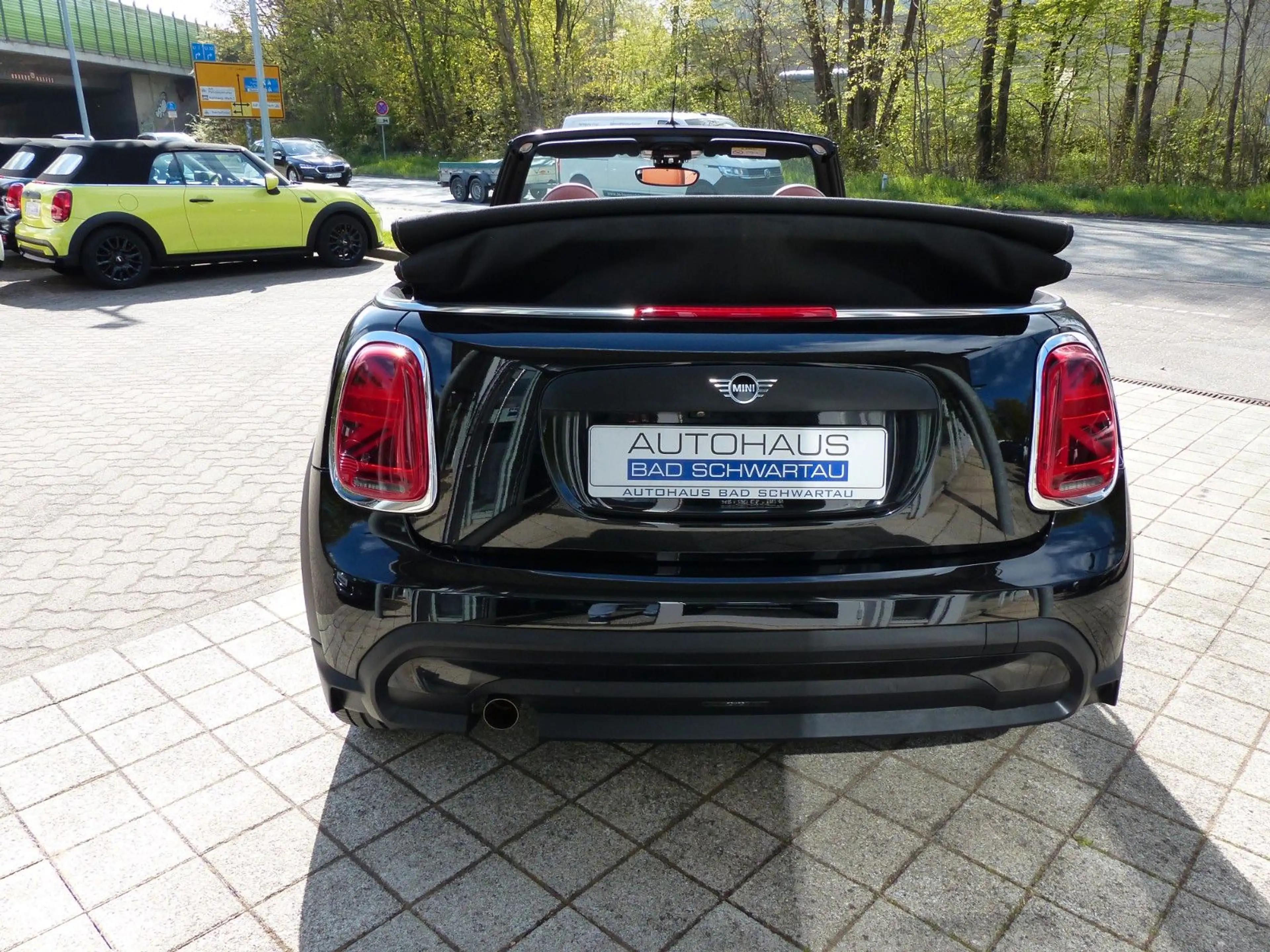 MINI One Cabrio Classic Trim, Leder Chester, Navi uvm — photo 8