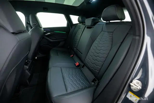Audi A6 view 7