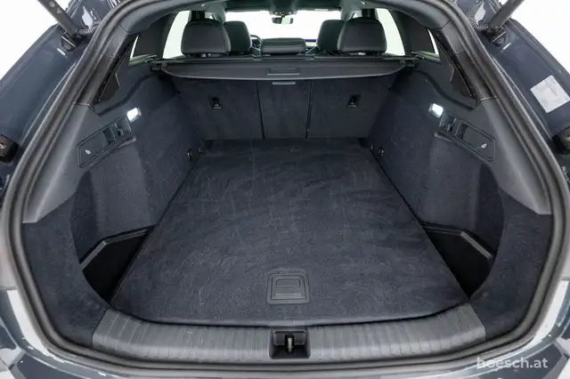 Audi A6 view 8