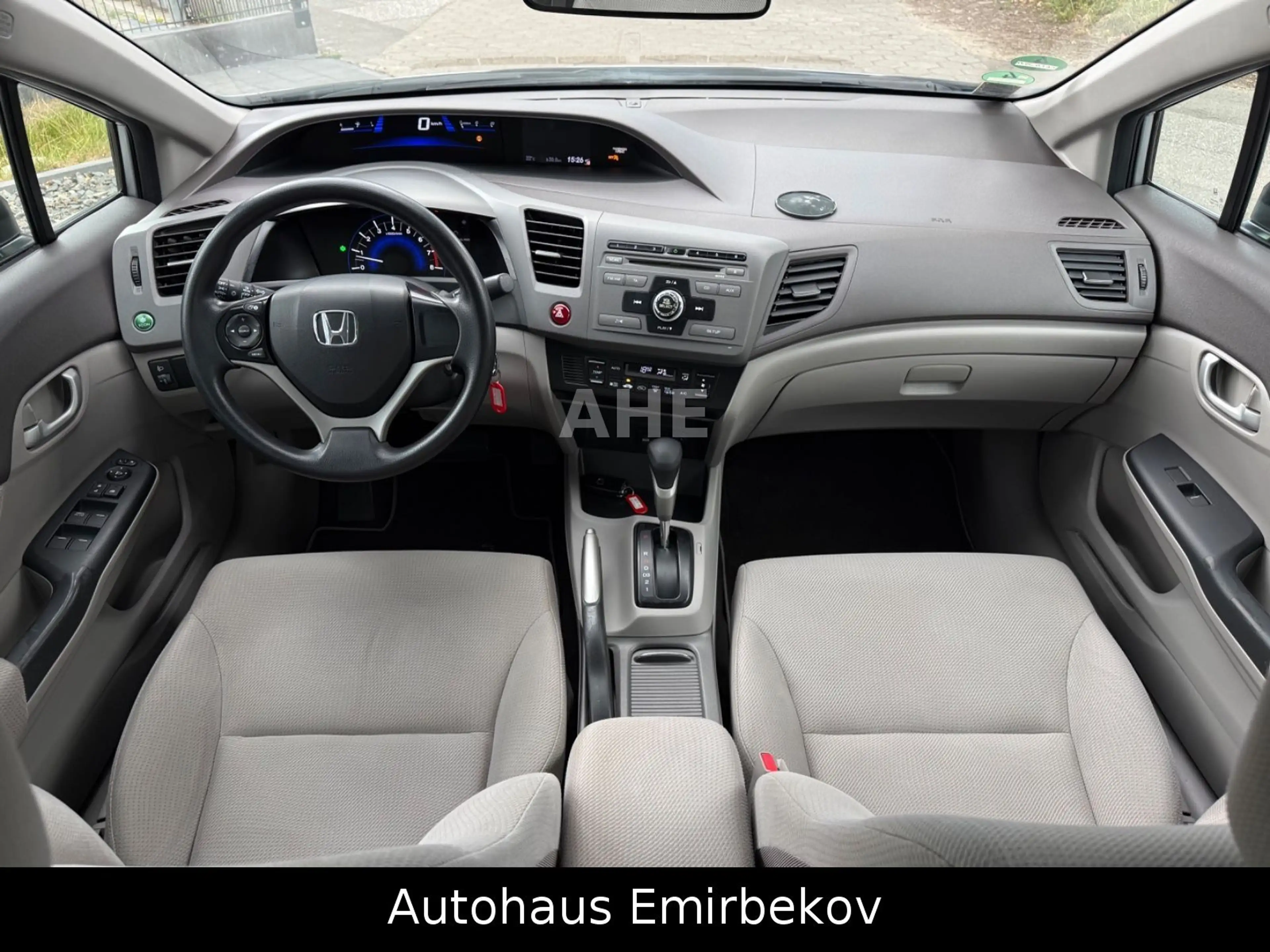 Honda Civic Lim. 1.8 Automatik/Klimaautomatik/ALU/TÜV — photo 12
