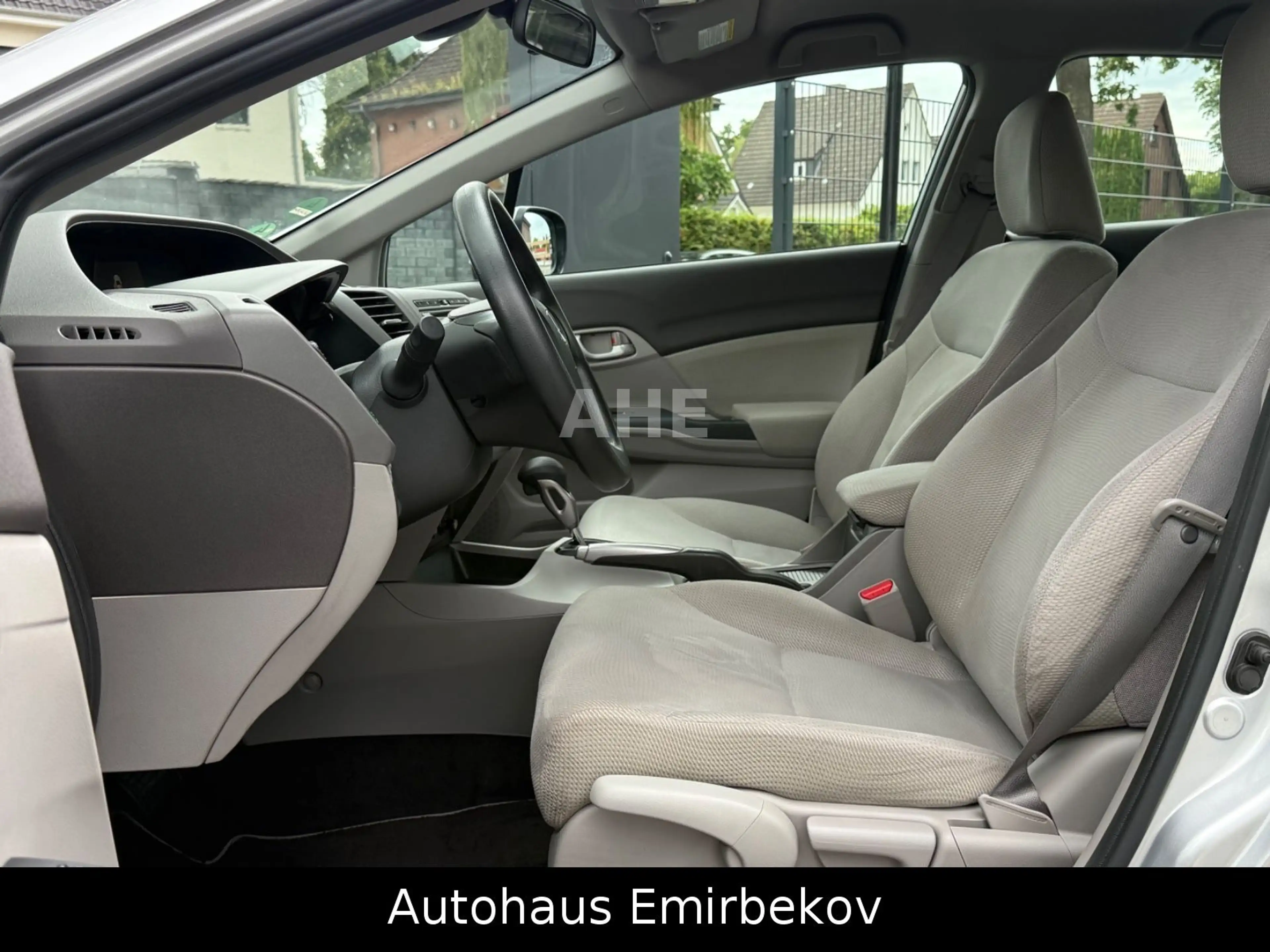 Honda Civic Lim. 1.8 Automatik/Klimaautomatik/ALU/TÜV — photo 10