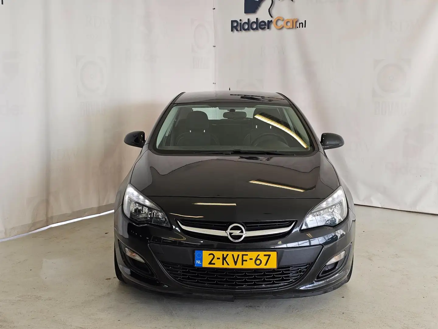 Opel Astra 1.7 CDTi S/S Business +|1E EIG|NAP|CRUISE|NAVI|AIR Zwart - 2
