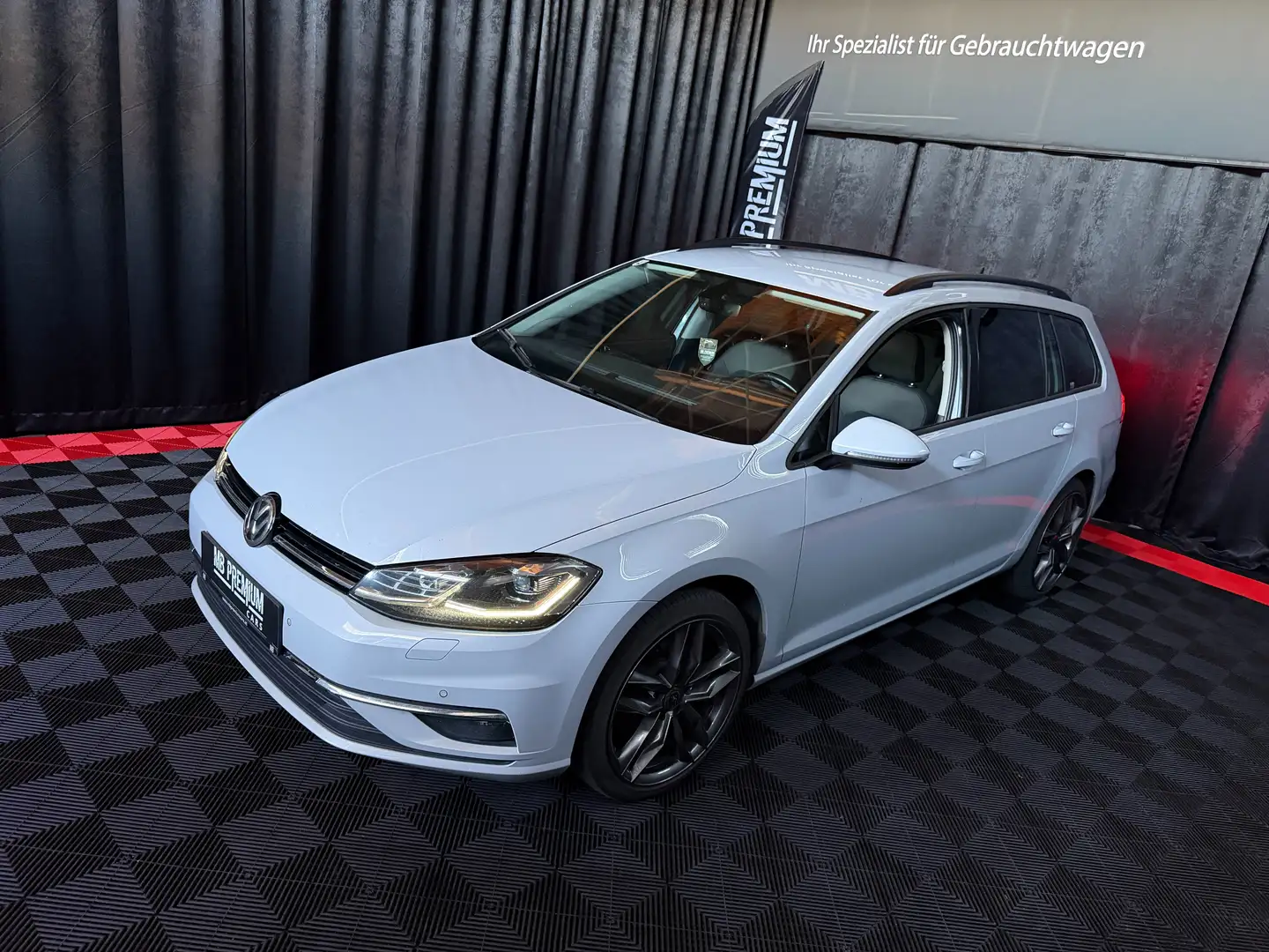 Volkswagen Golf Variant Comfortline BMT *MASSAGE*NAVI*ACC* Grau - 1