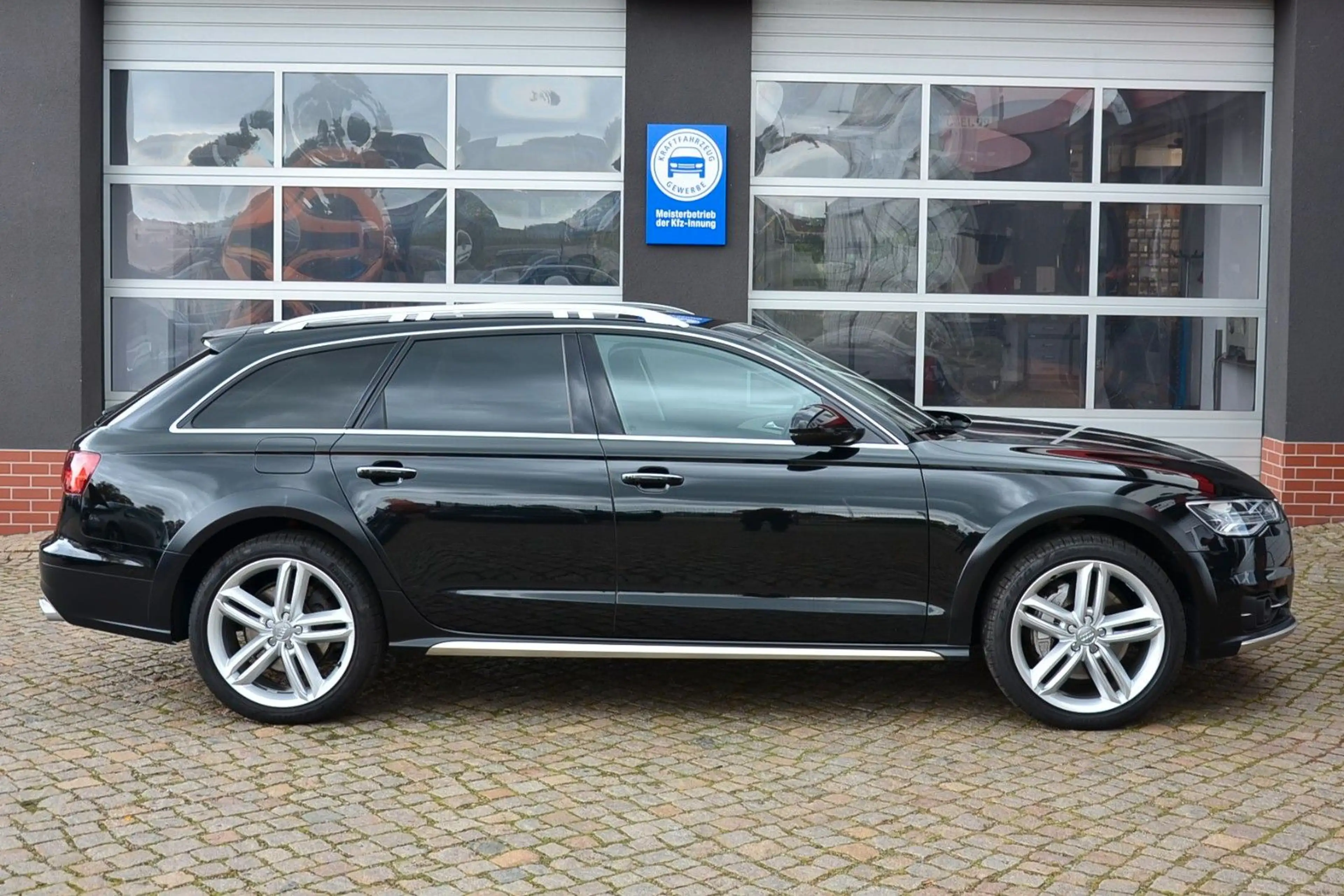 Audi A6 allroad quattro 3.0 TDI *320PS/AHK/MatrixLED* — photo 4