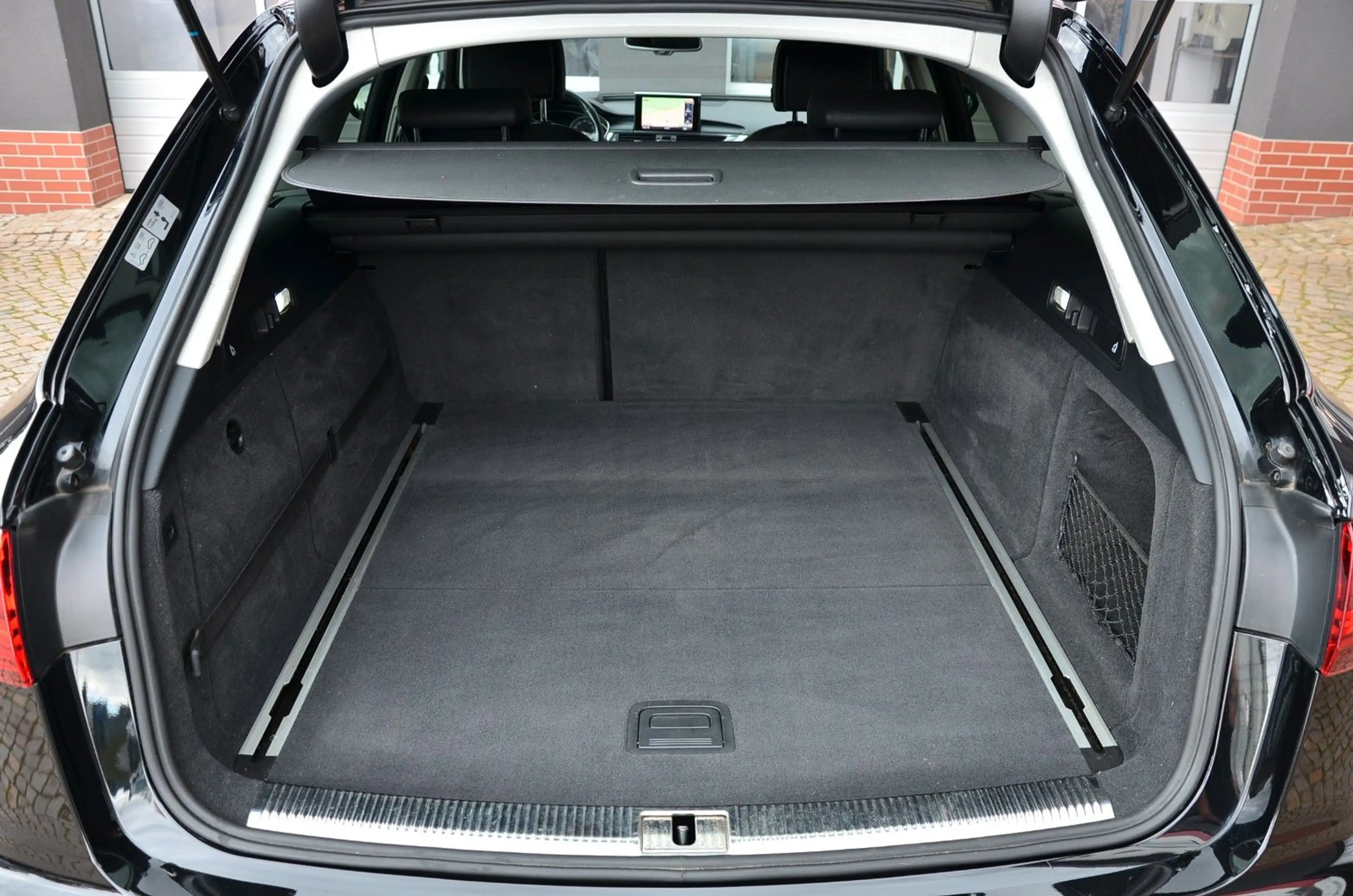 Audi A6 allroad quattro 3.0 TDI *320PS/AHK/MatrixLED* — photo 14