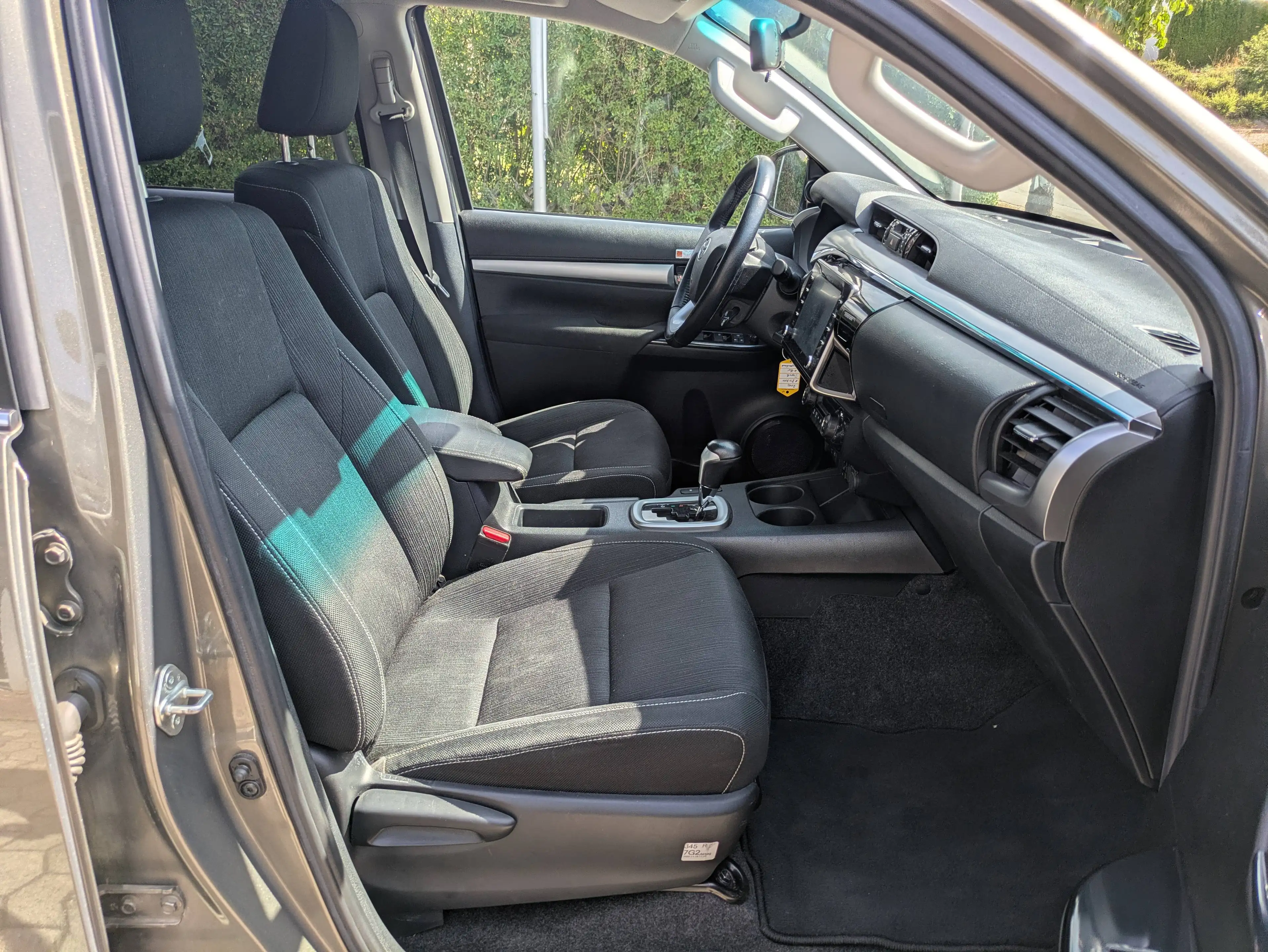 Toyota Hilux D-4D 4x4 Double Cab Autm. Comfort — photo 14