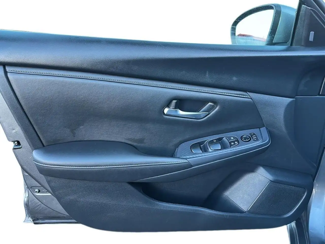 Nissan Sentra снимка Nissan Sentra